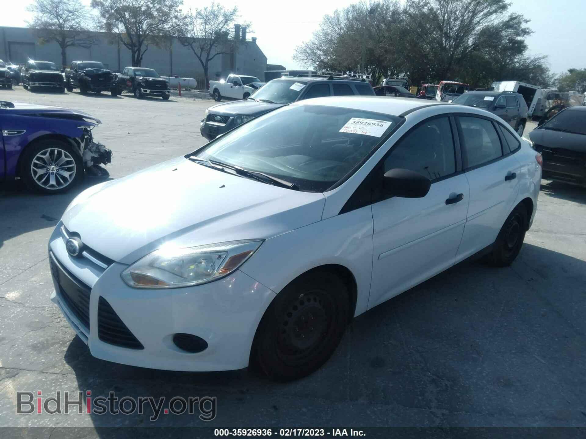 2012 FORD FOCUS - VIN: 1FAHP3E27CL225079 - Фото 2