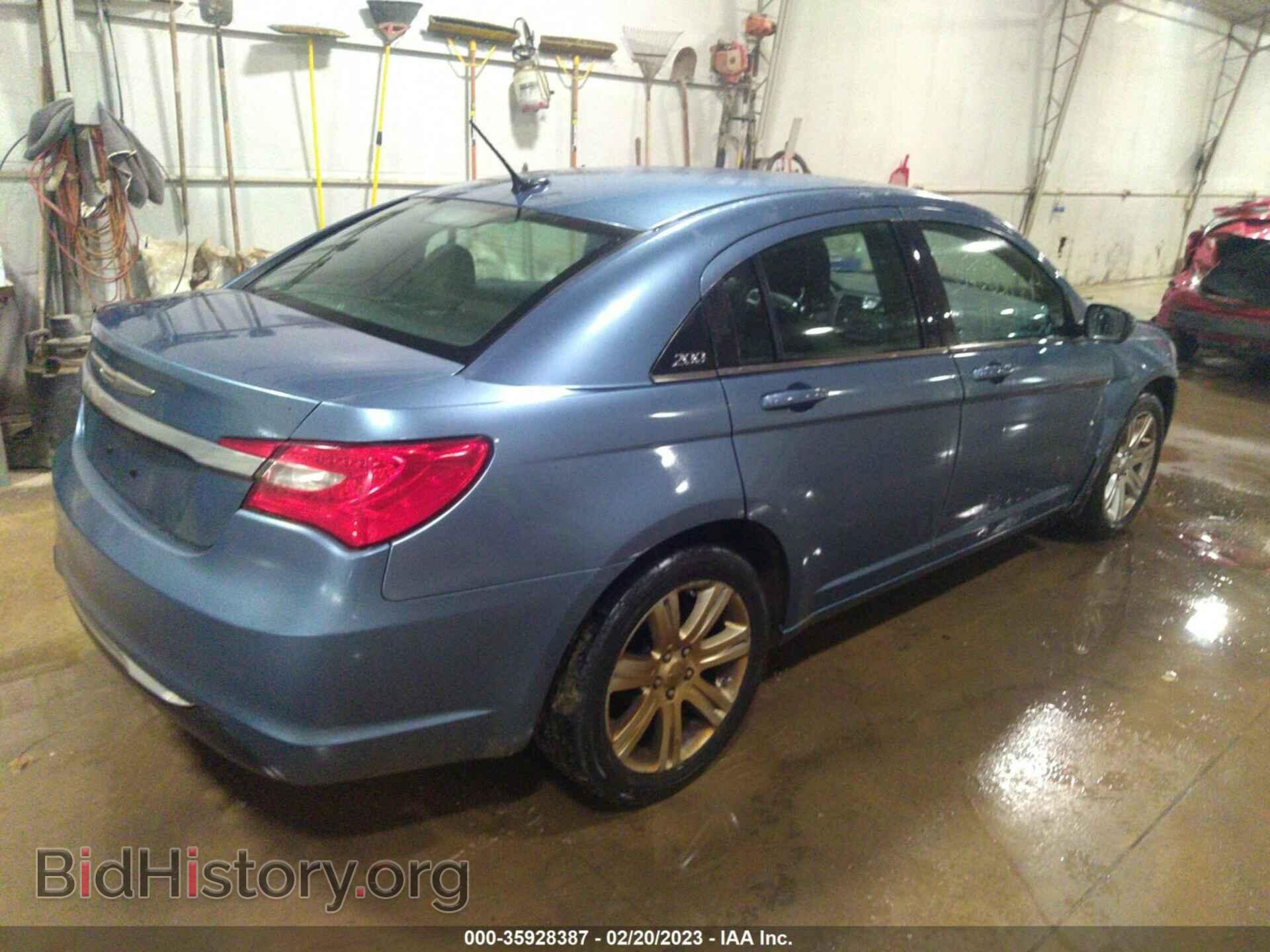 2011 CHRYSLER 200 - VIN: 1C3BC1FB7BN614732 - Фото 4