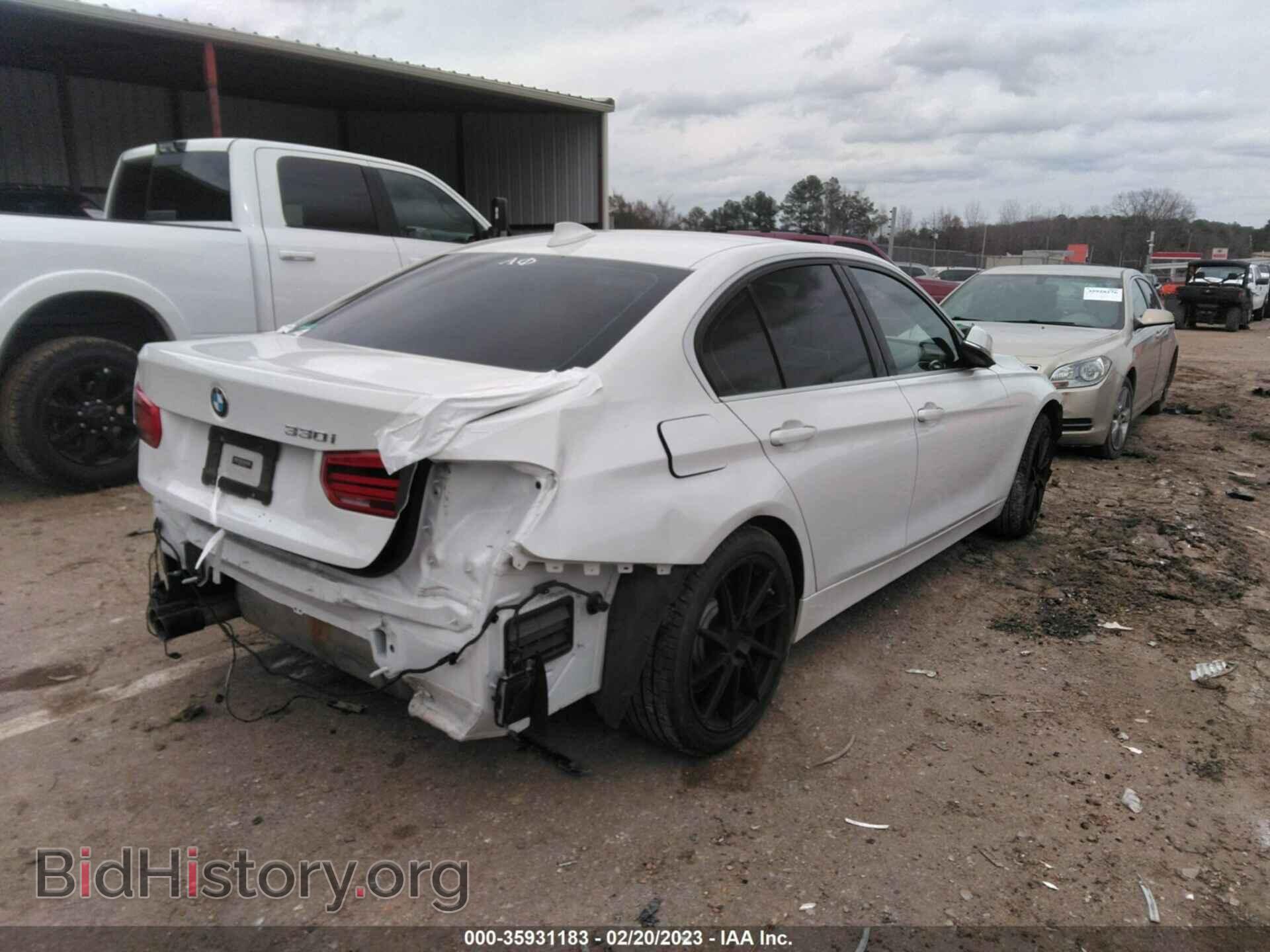 2018 BMW 3 SERIES - VIN: WBA8B9C5XJEE82215 - Фото 4