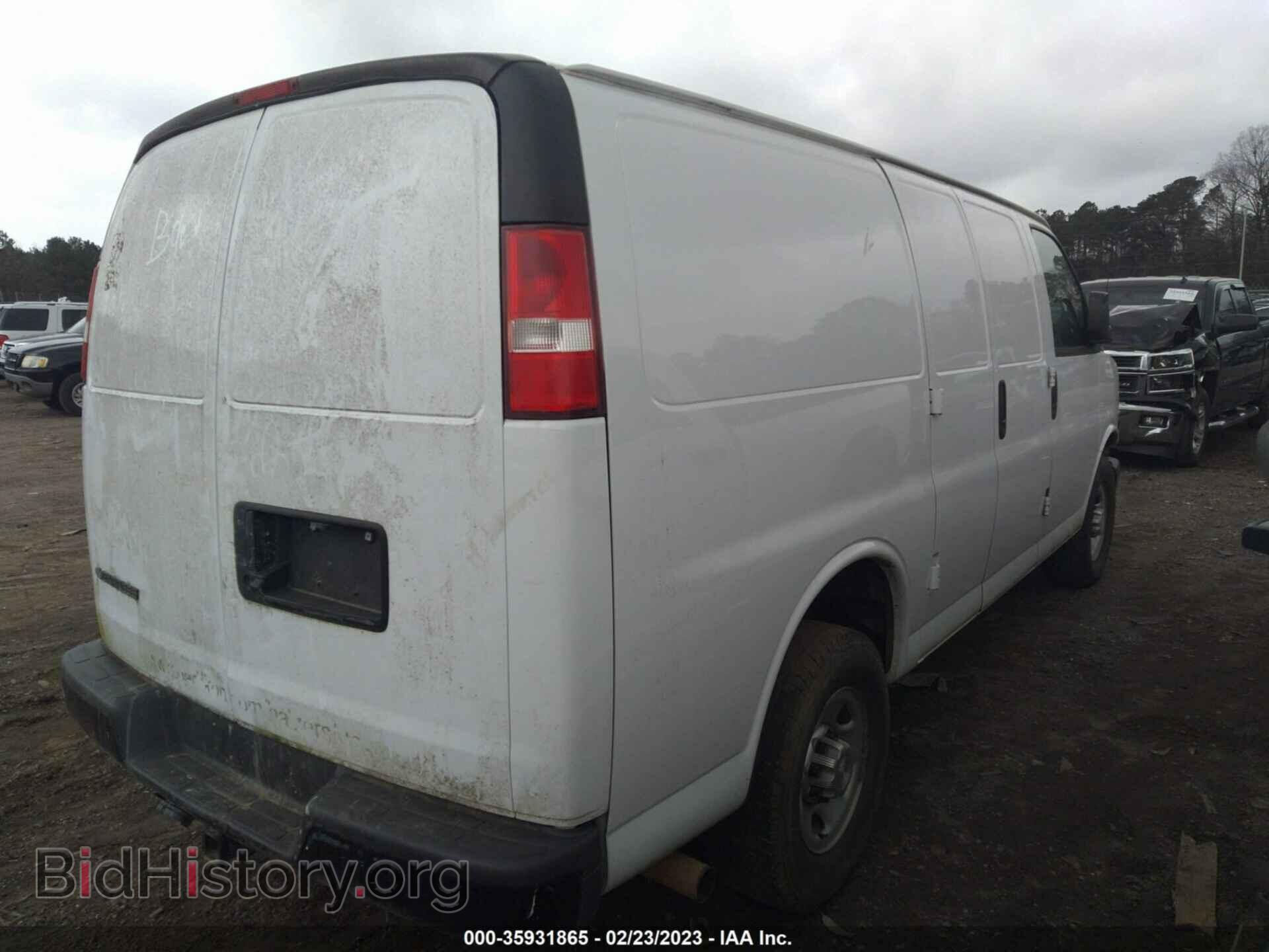2017 CHEVROLET EXPRESS CARGO VAN - VIN: 1GCWGAFF2H1320112 - Фото 4