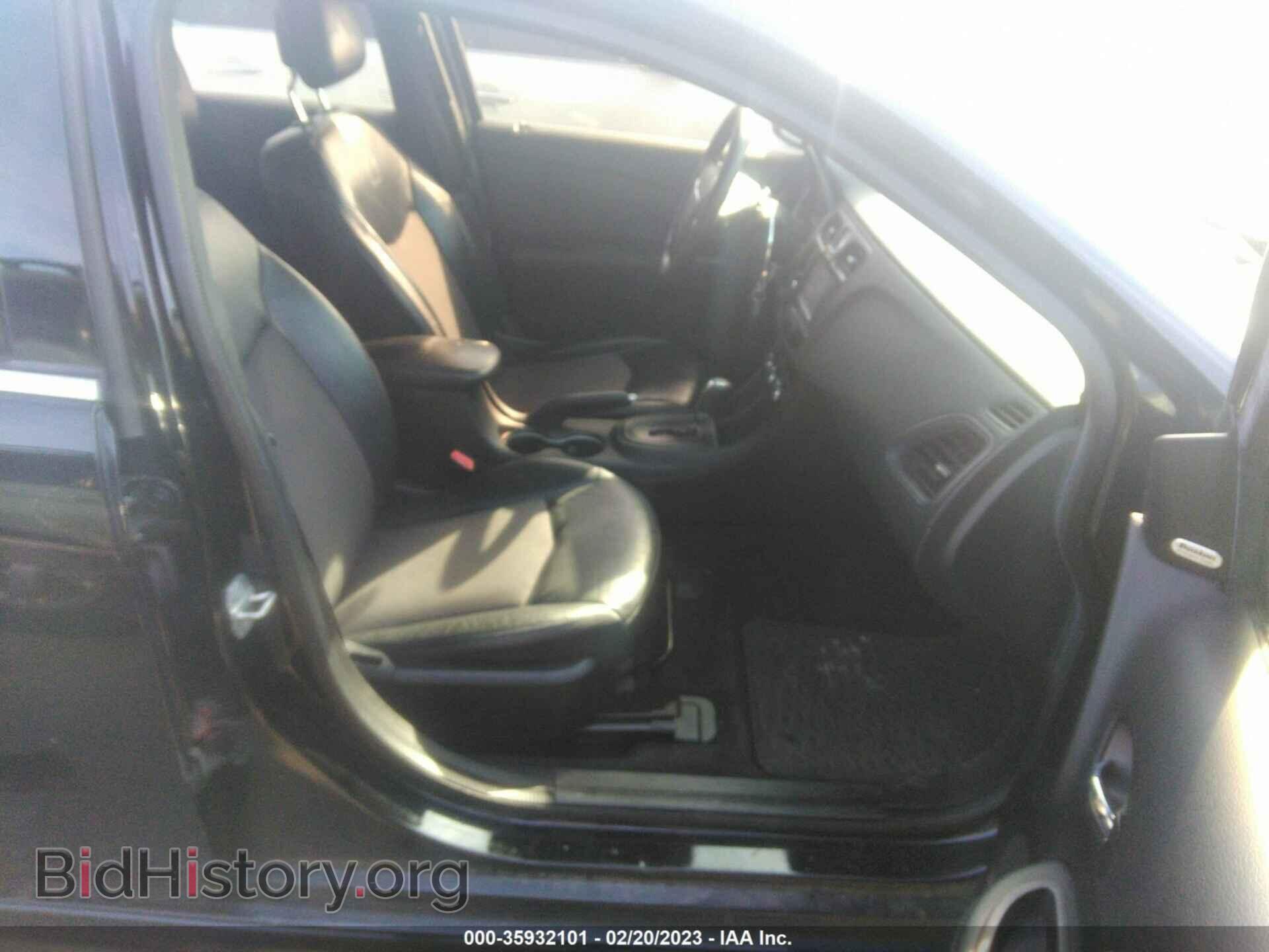 2013 CHRYSLER 200 - VIN: 1C3CCBCG0DN754781 - Фото 5