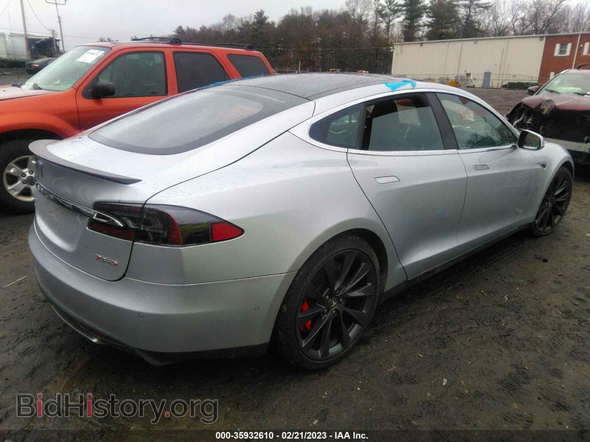 2015 TESLA MODEL S - VIN: 5YJSA1E40FF116879 - Photo 4