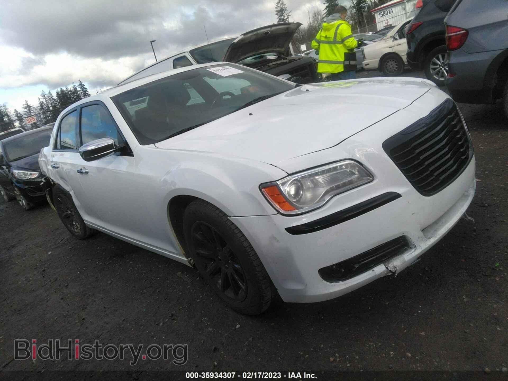 Фотография 2C3CCAEG8EH303714 - CHRYSLER 300 2014