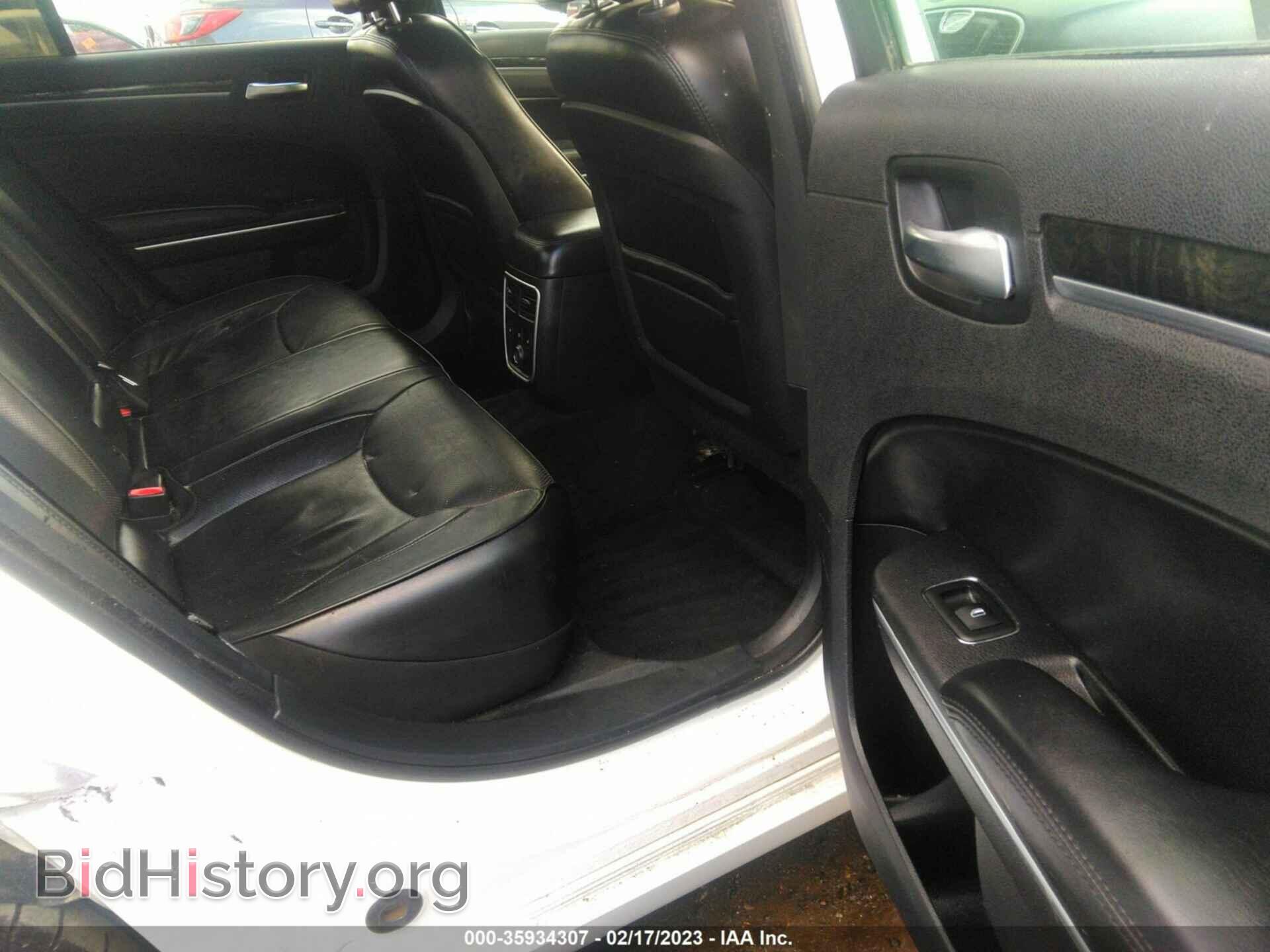 2014 CHRYSLER 300 - VIN: 2C3CCAEG8EH303714 - Фото 8