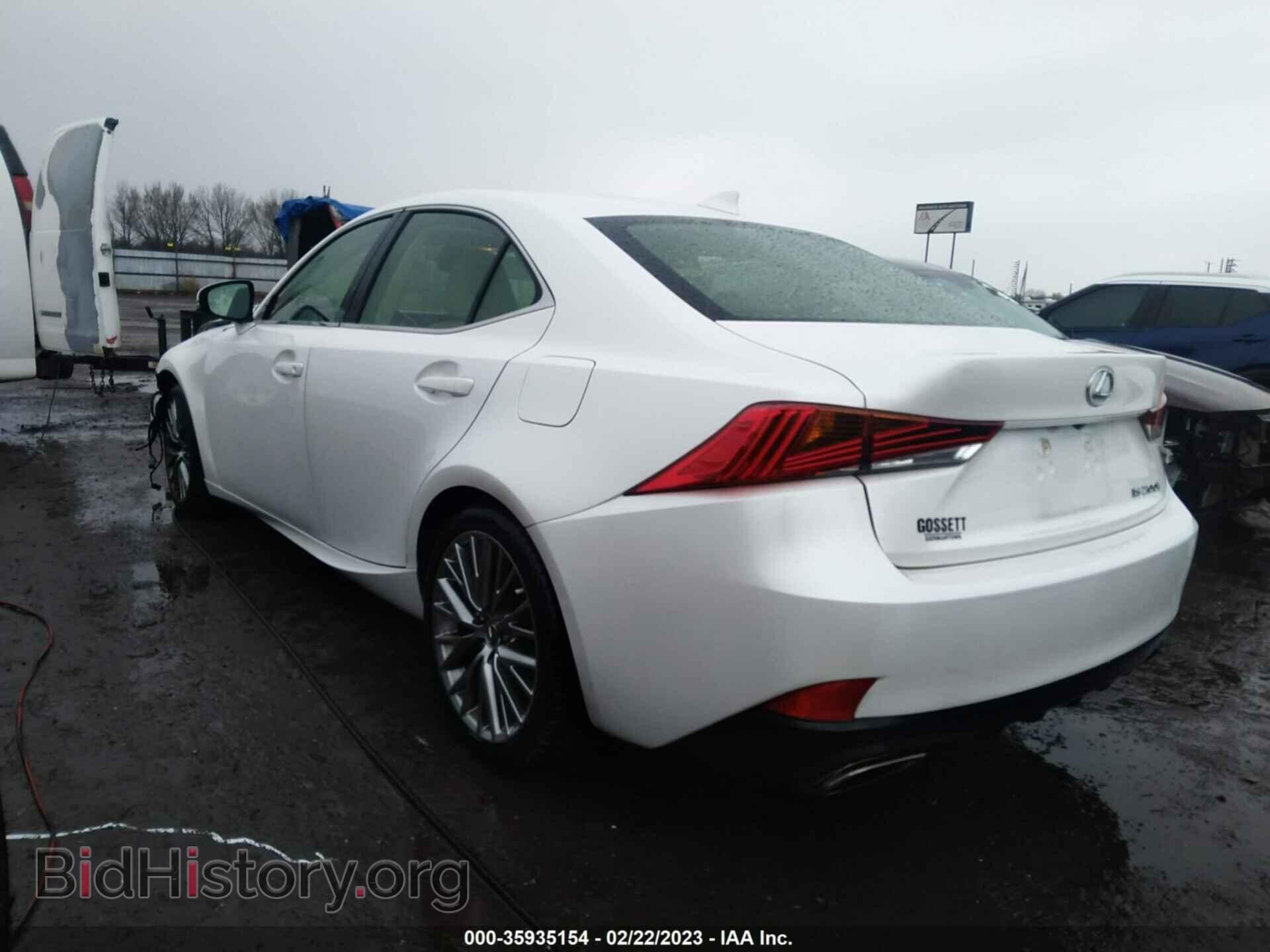 2017 LEXUS IS - VIN: JTHBA1D27H5052746 - Фото 3