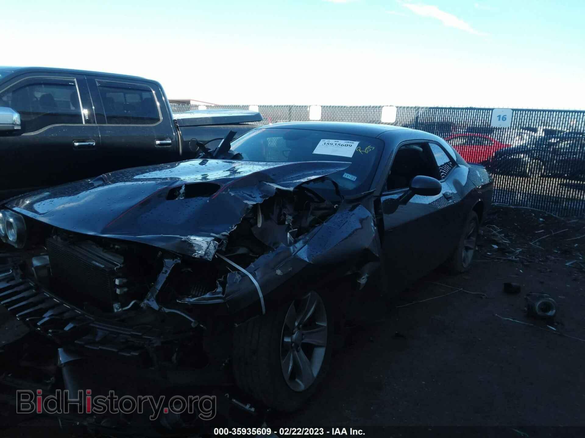 2019 DODGE CHALLENGER - VIN: 2C3CDZAG4KH701645 - Photo 2