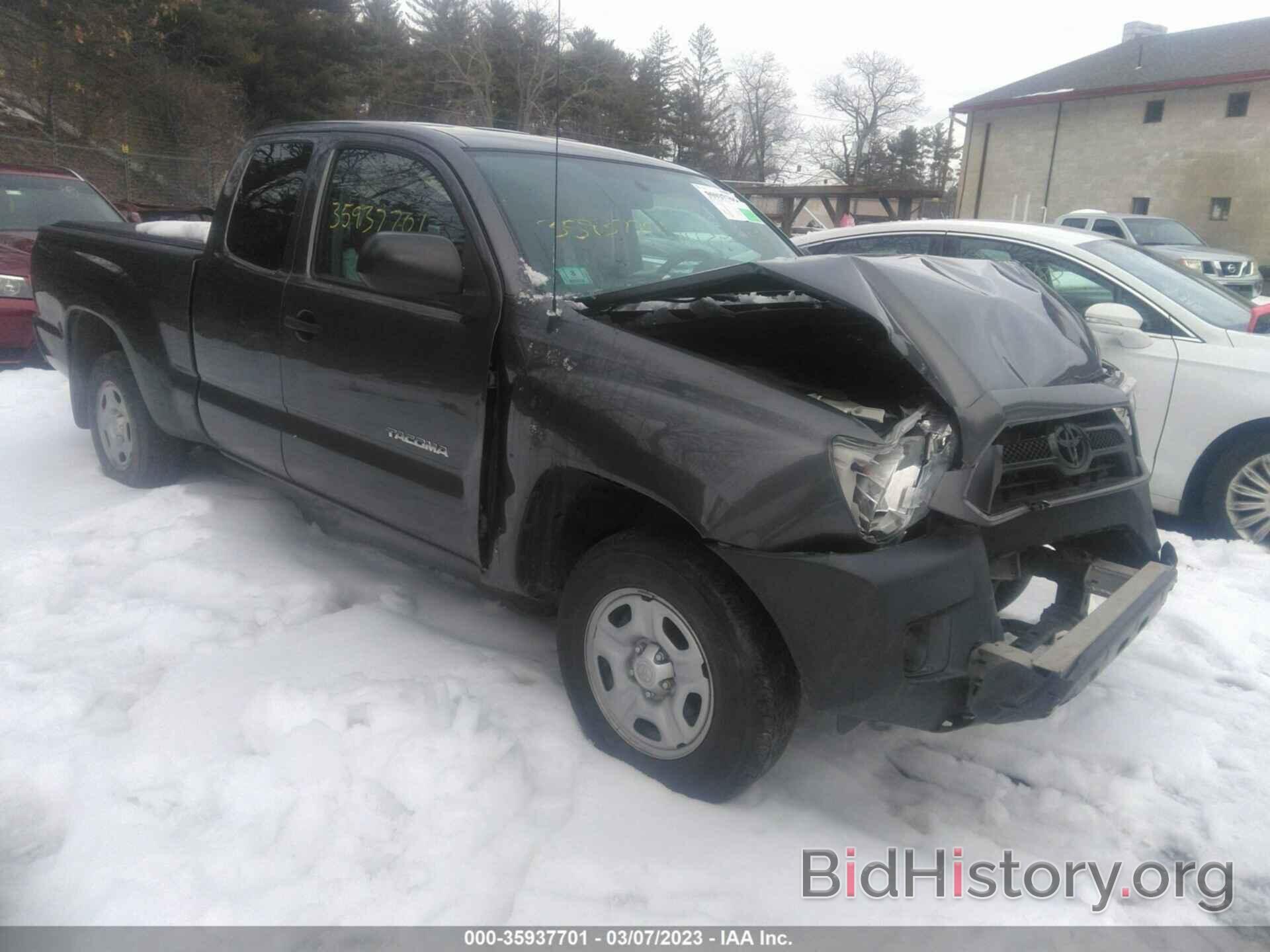 Photo 5TFTX4CN4FX050052 - TOYOTA TACOMA 2015