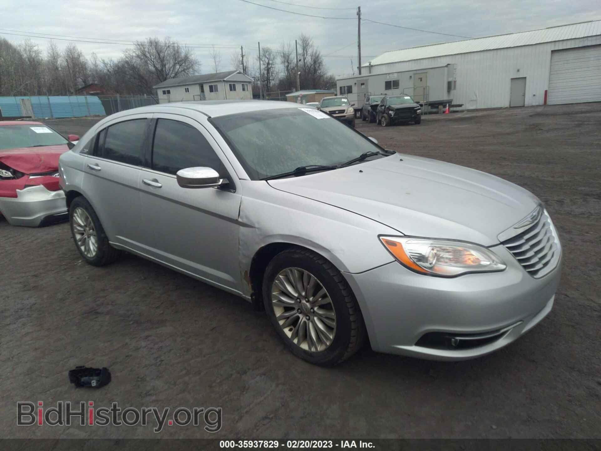 Photo 1C3BC2FB5BN571823 - CHRYSLER 200 2011
