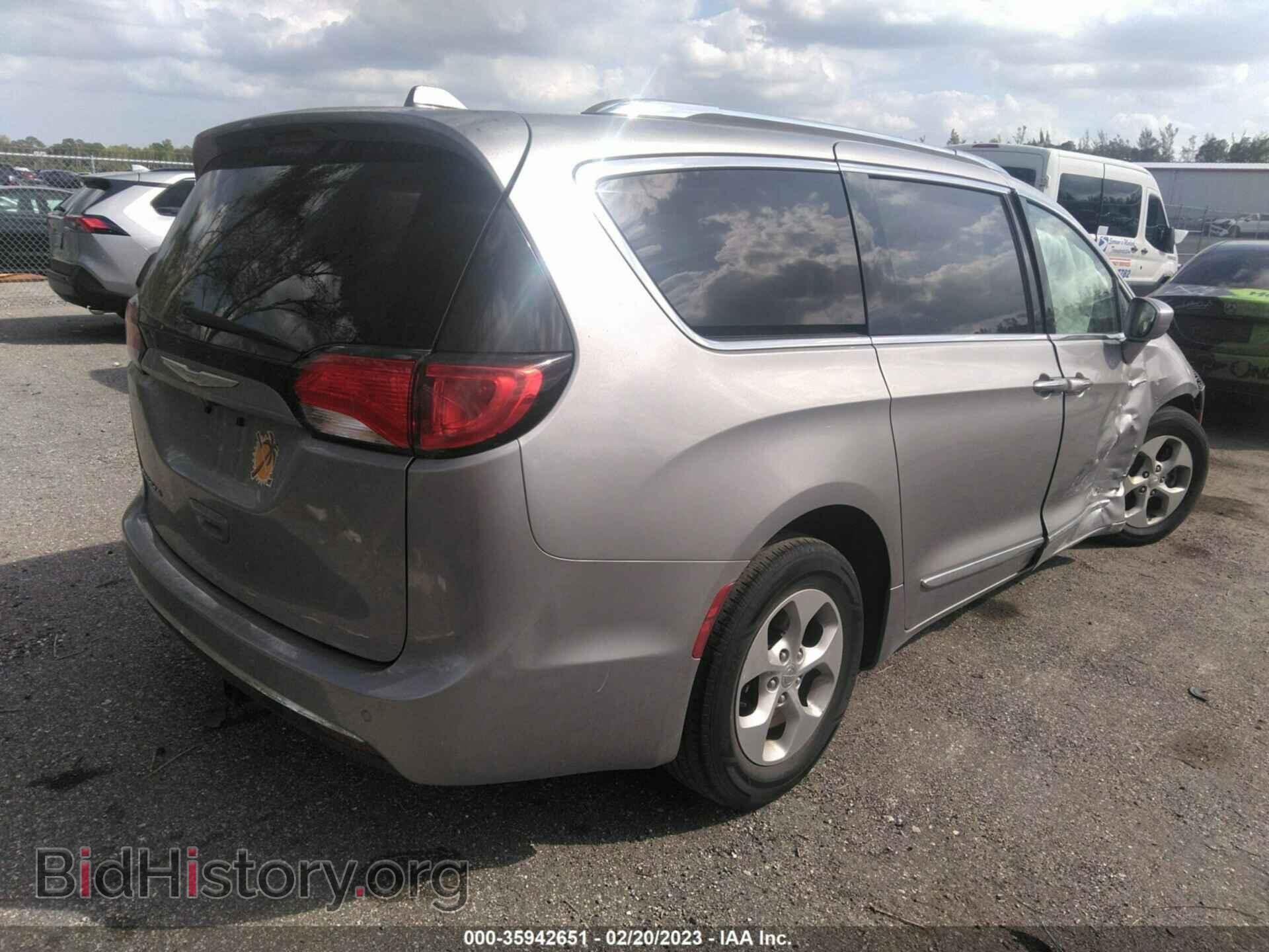 2017 CHRYSLER PACIFICA - VIN: 2C4RC1EGXHR559762 - Фото 4