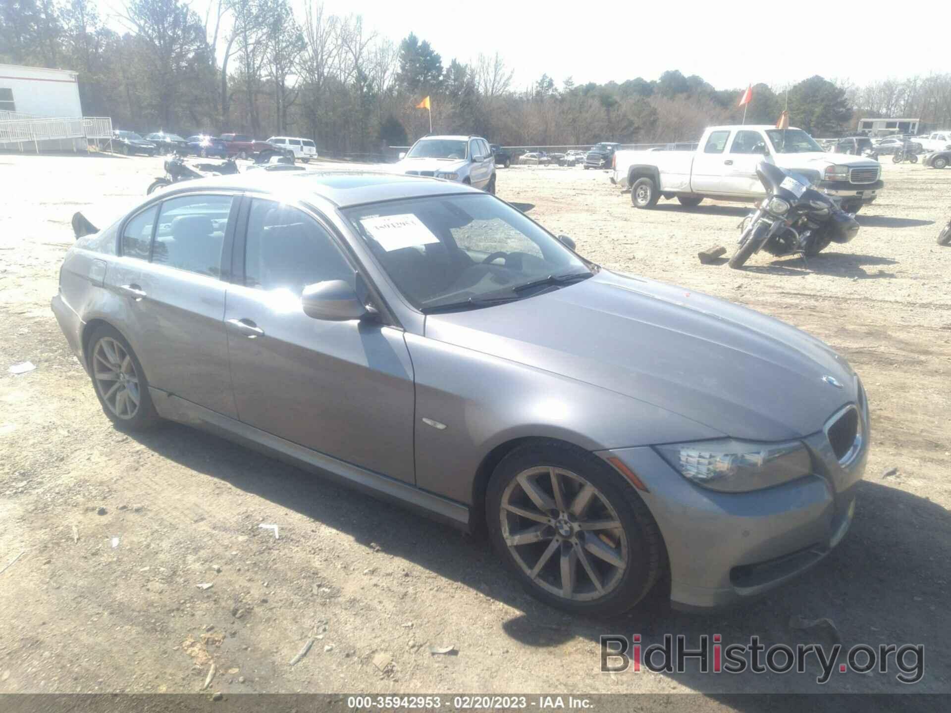 Photo WBAPH735X9A173200 - BMW 3 SERIES 2009