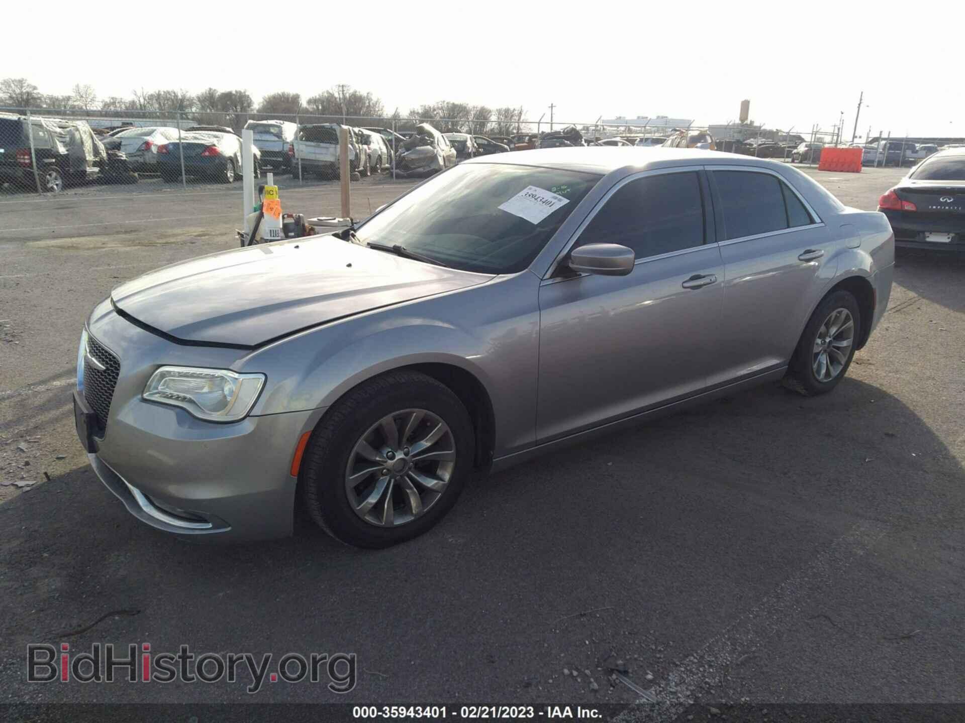 2016 CHRYSLER 300 - VIN: 2C3CCAAG9GH123425 - Фото 2