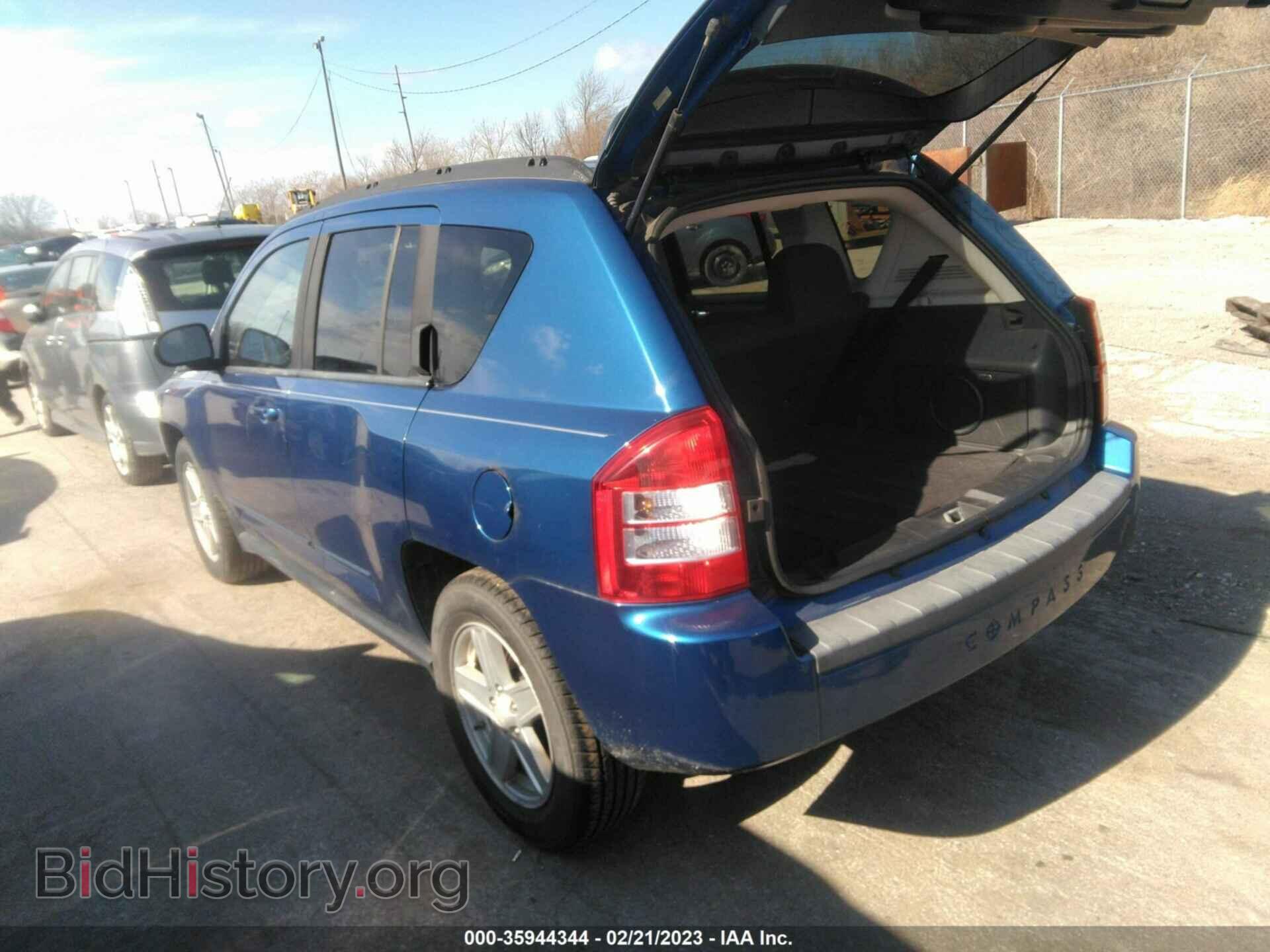 2010 JEEP COMPASS - VIN: 1J4NF4FB6AD504335 - Фото 3