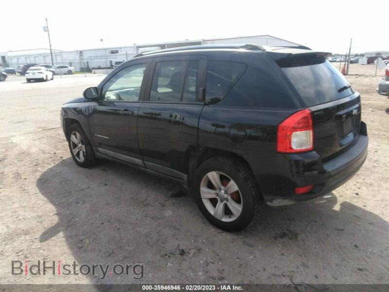 2011 Jeep COMPASS (VIN 1J4NT1FB9BD138542) — photo 3 of 11