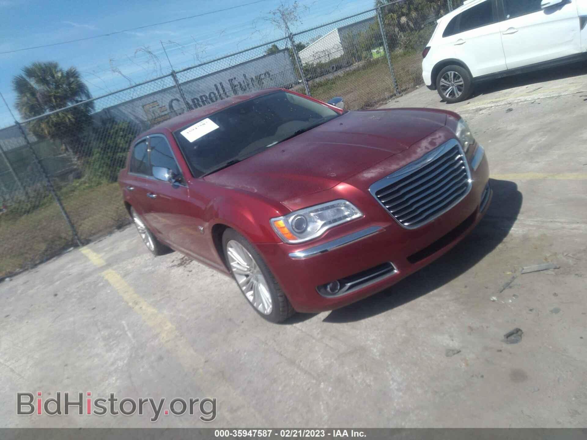 Photo 2C3CA6CT0BH564348 - CHRYSLER 300 2011
