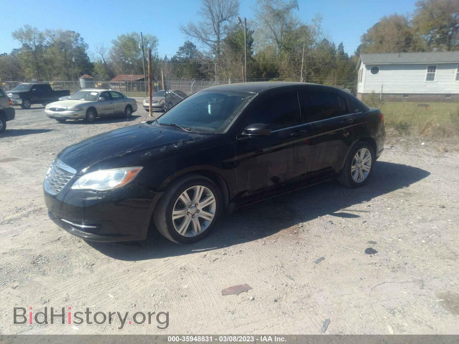 2012 CHRYSLER 200 - VIN: 1C3CCBBB7CN267663 - Фото 2