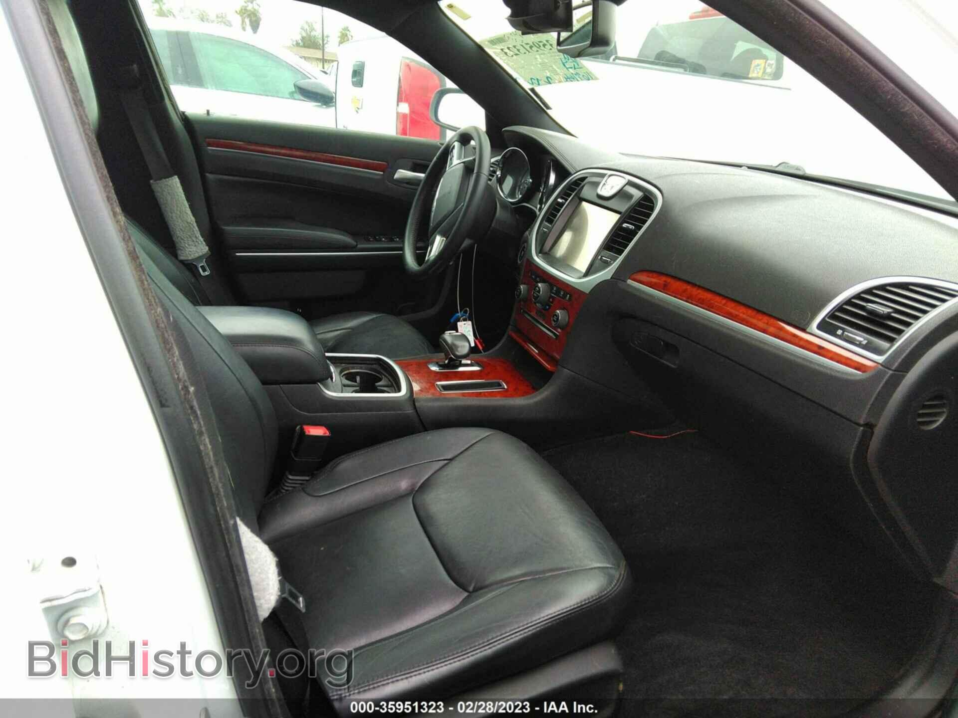 2013 CHRYSLER 300 - VIN: 2C3CCAAGXDH731398 - Фото 5