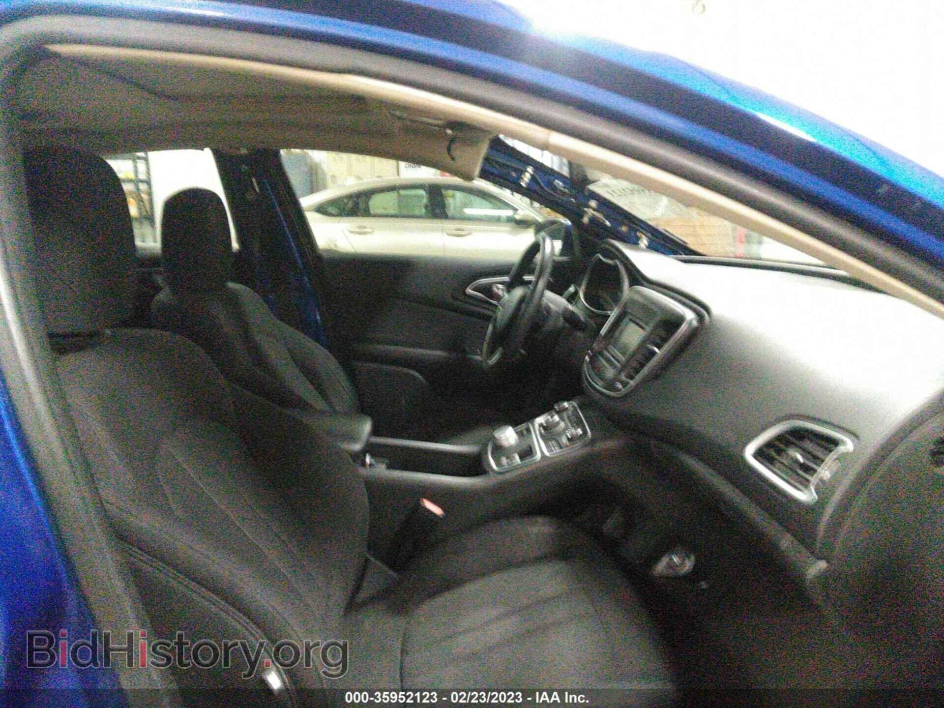 2015 CHRYSLER 200 - VIN: 1C3CCCAB7FN704282 - Фото 5