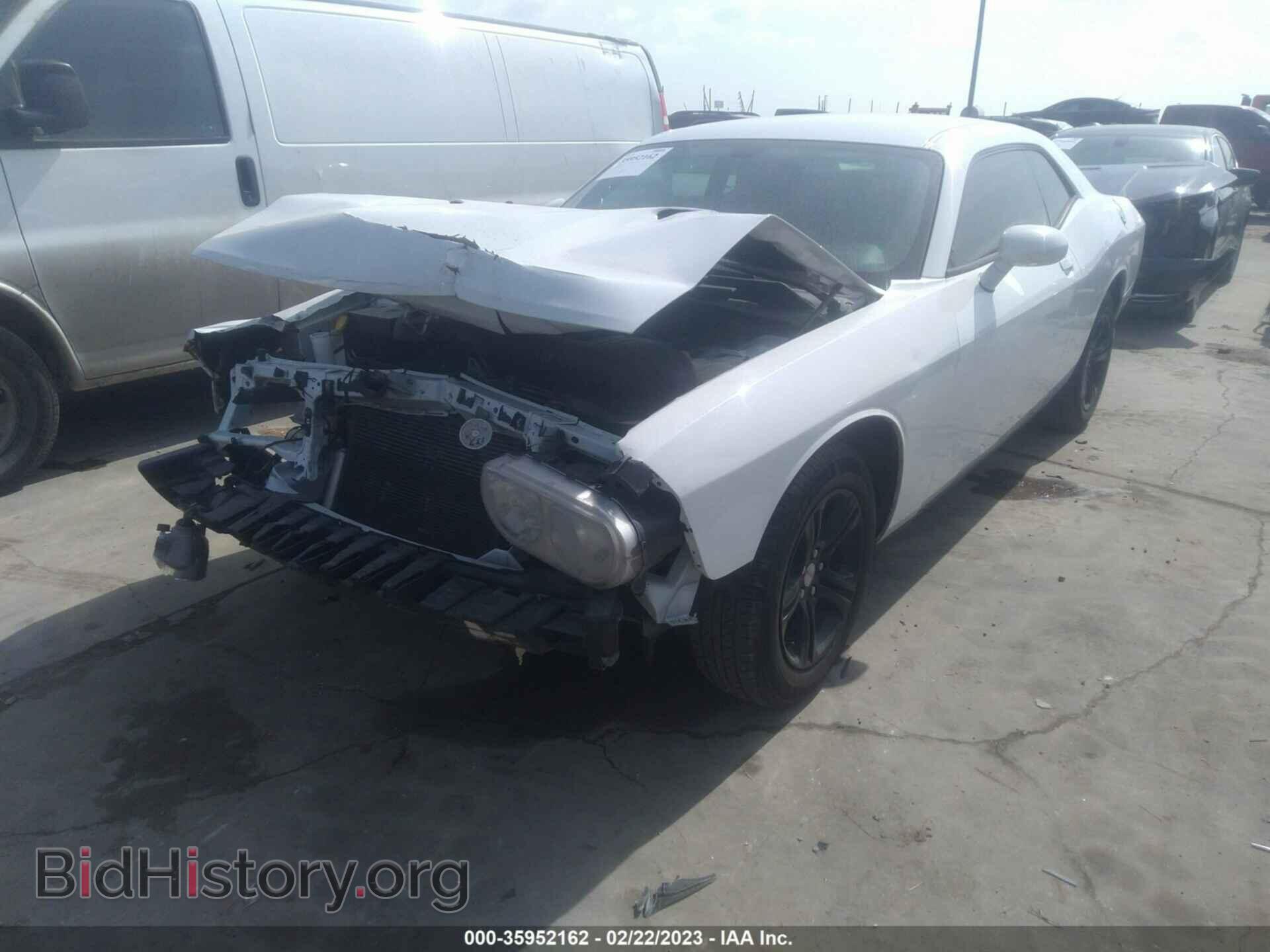2014 DODGE CHALLENGER - VIN: 2C3CDYAG8EH208579 - Photo 2
