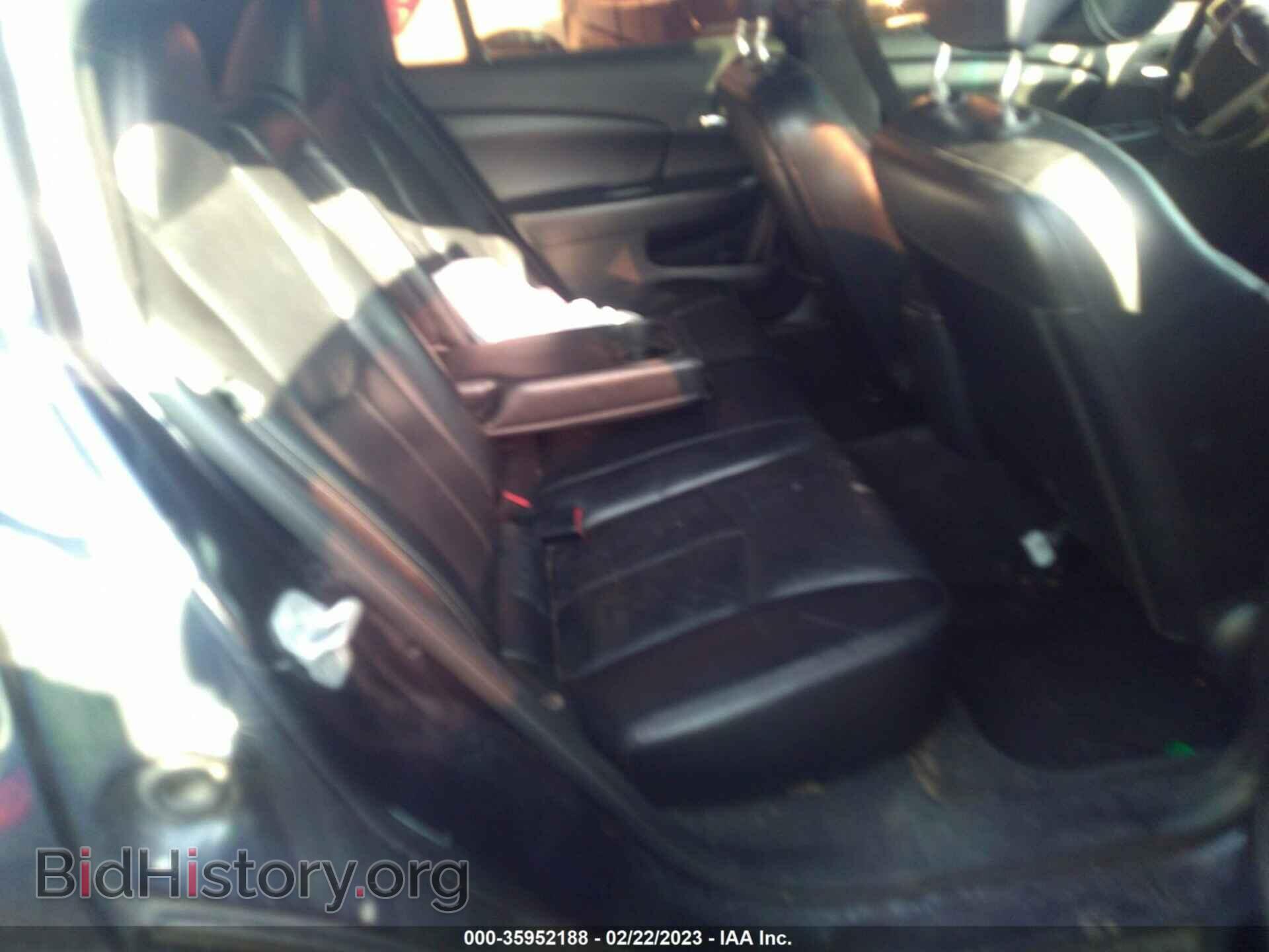 2012 CHRYSLER 200 - VIN: 1C3CCBCG3CN305318 - Фото 8