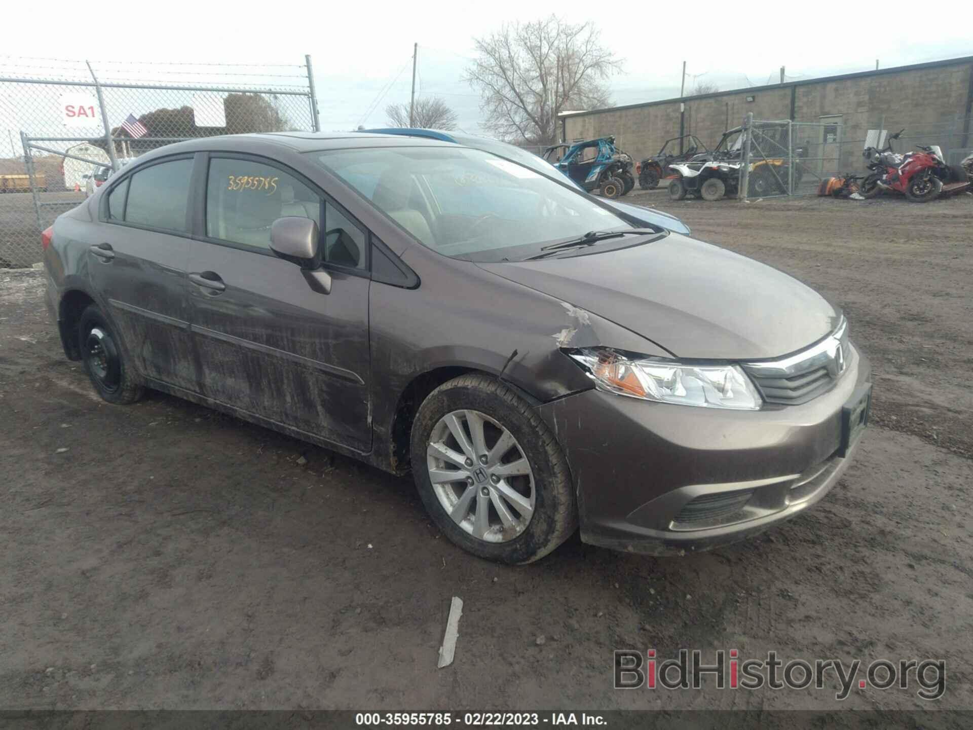 Photo 2HGFB2F96CH506729 - HONDA CIVIC SDN 2012