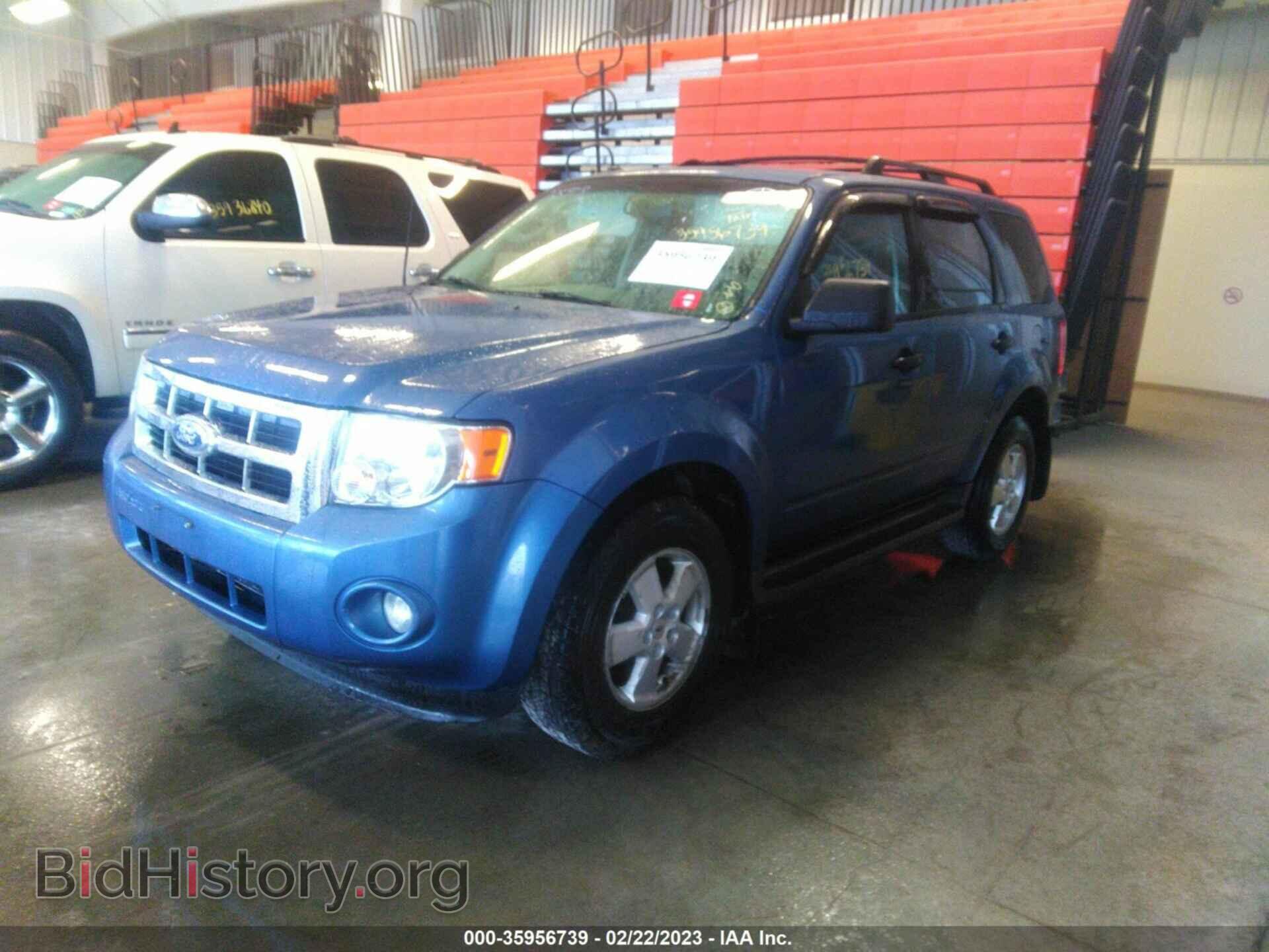 2010 FORD ESCAPE - VIN: 1FMCU9DG0AKD25973 - Фото 2