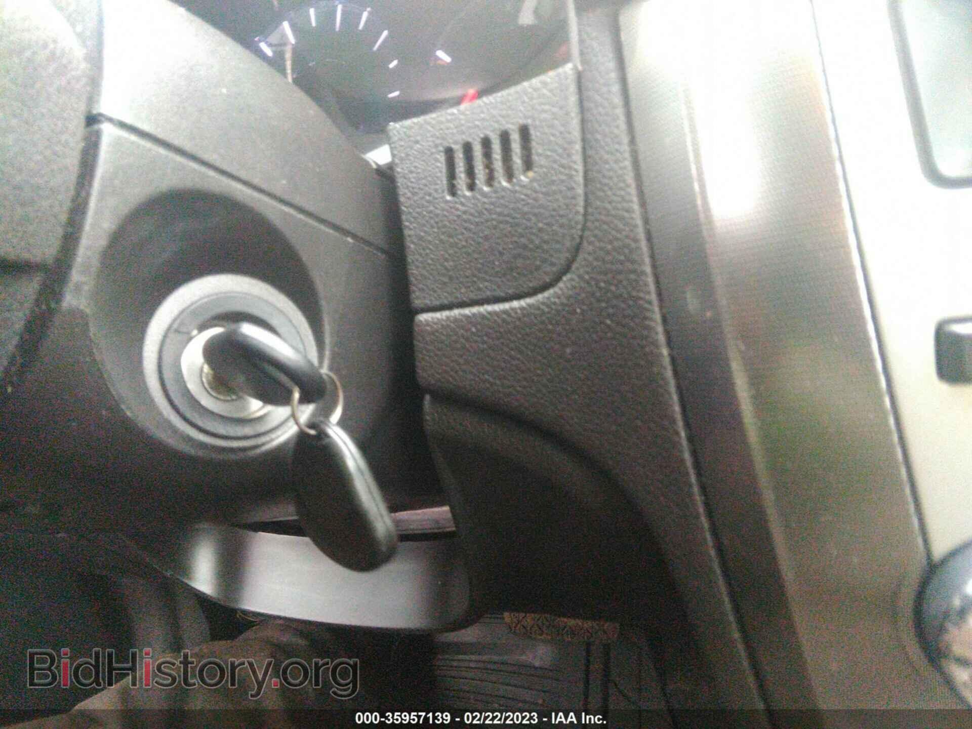 2011 FORD FUSION - VIN: 3FAHP0JG2BR202146 - Фото 11