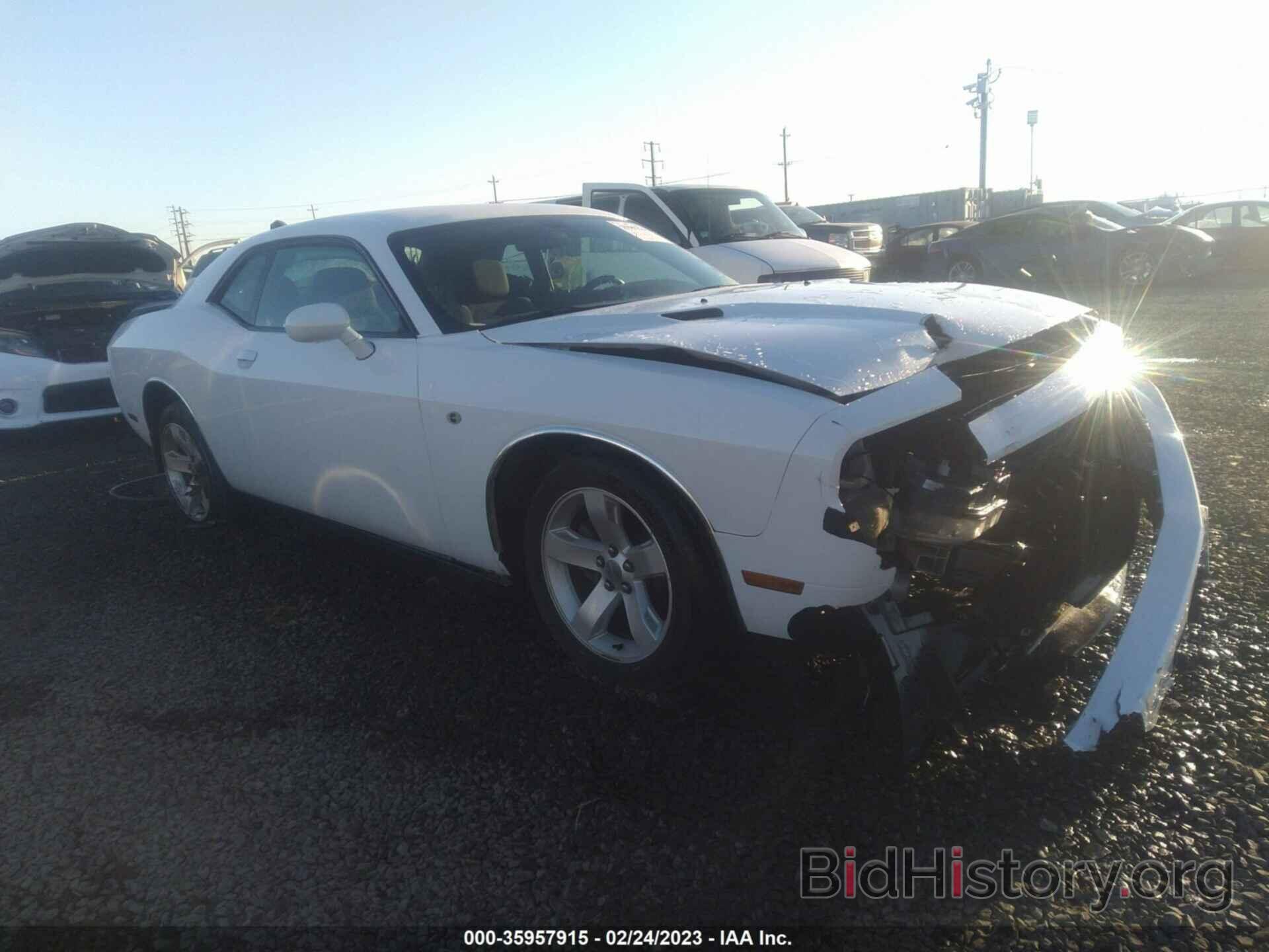 Photo 2C3CDYAG3CH228204 - DODGE CHALLENGER 2012