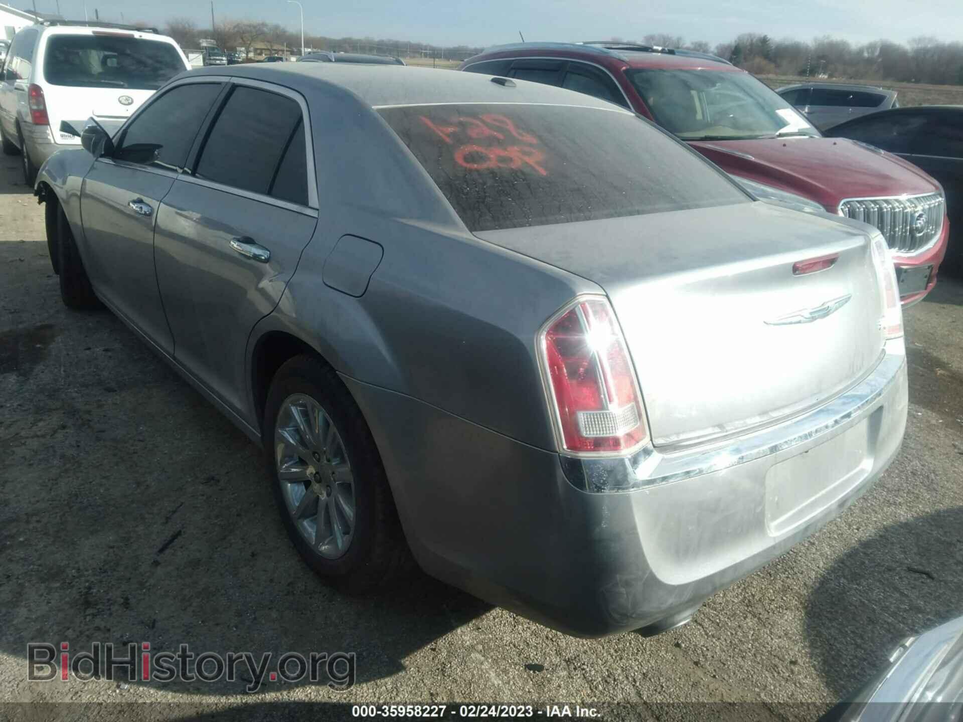 2013 CHRYSLER 300 - VIN: 2C3CCAET8DH674030 - Фото 3