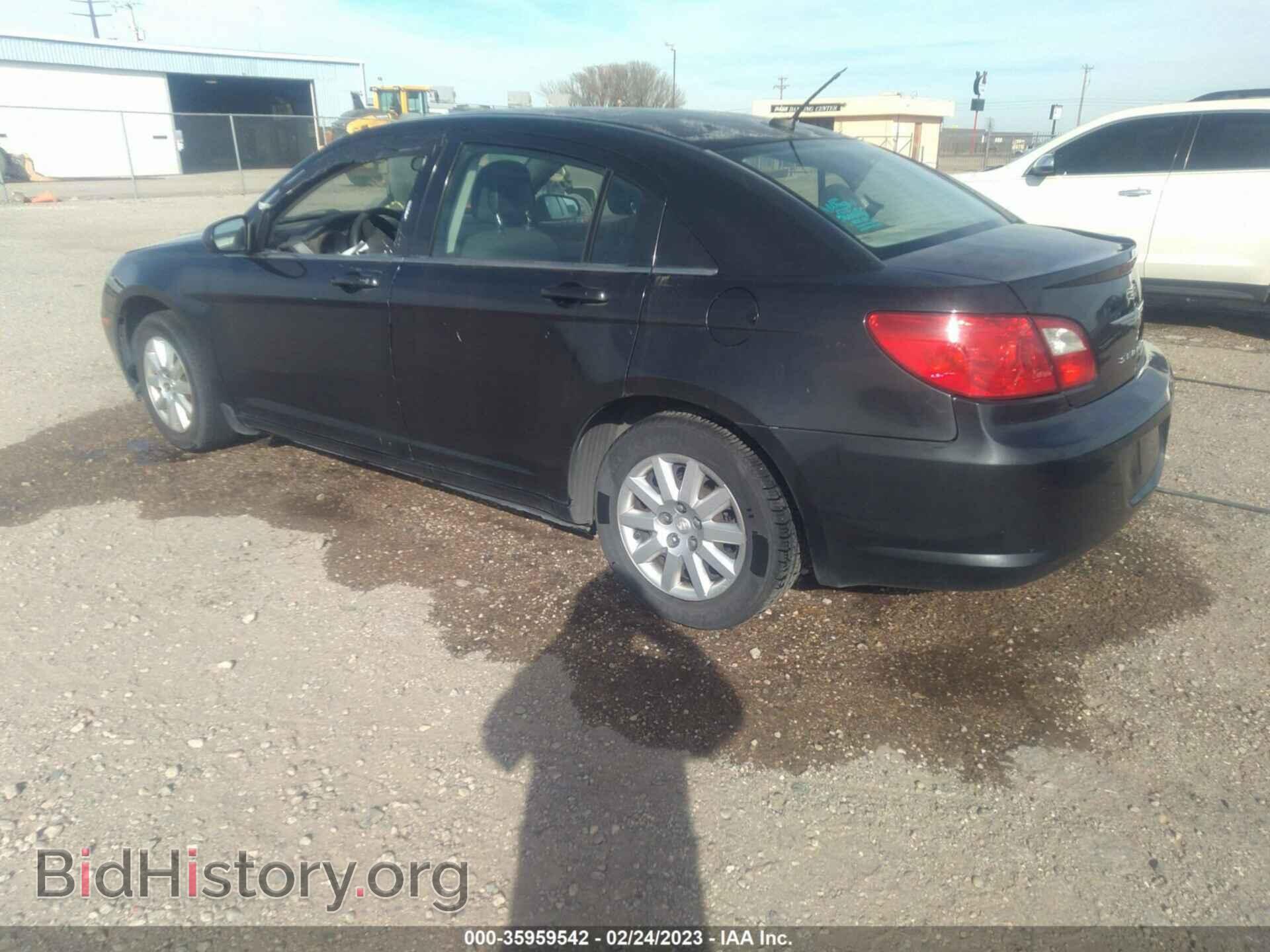 2010 CHRYSLER SEBRING - VIN: 1C3CC4FBXAN202650 - Фото 3