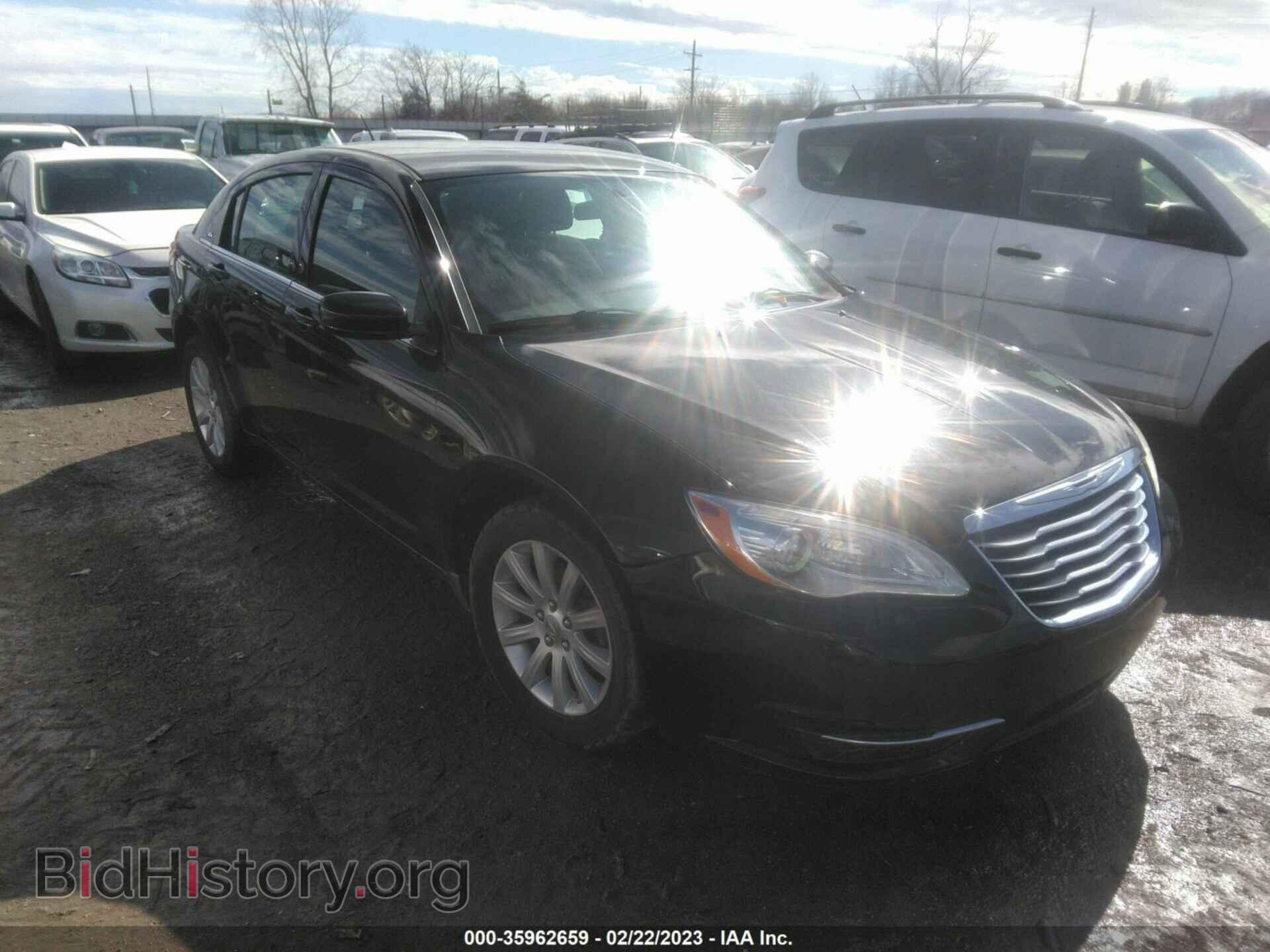 Фотография 1C3CCBBB2DN764928 - CHRYSLER 200 2013