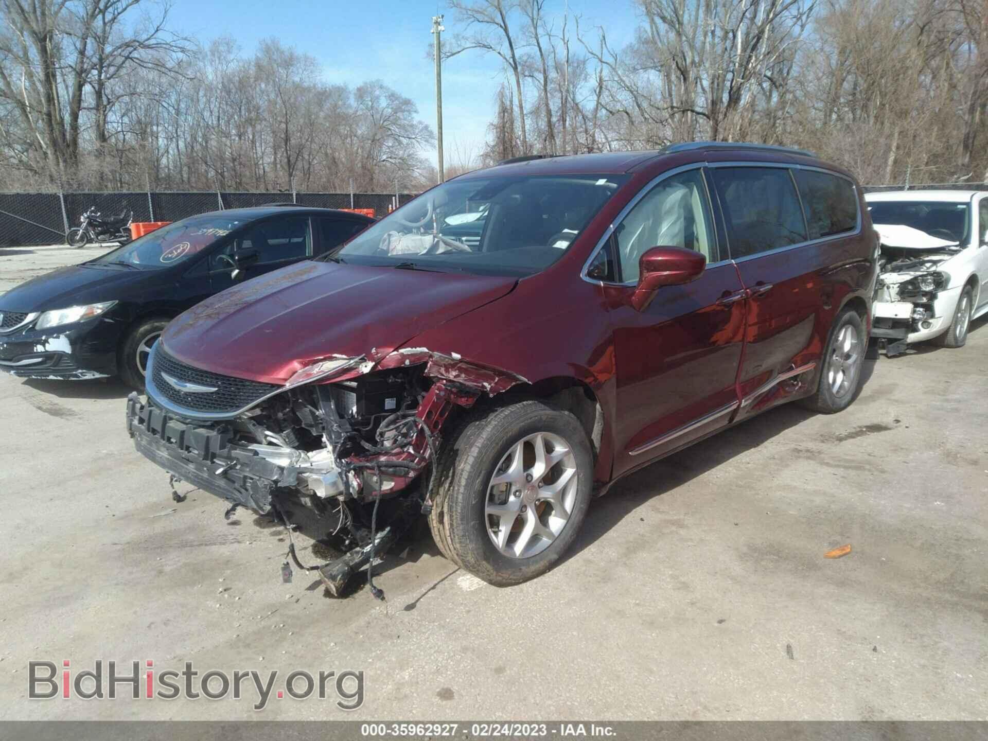 2019 CHRYSLER PACIFICA - VIN: 2C4RC1EG8KR644476 - Photo 2