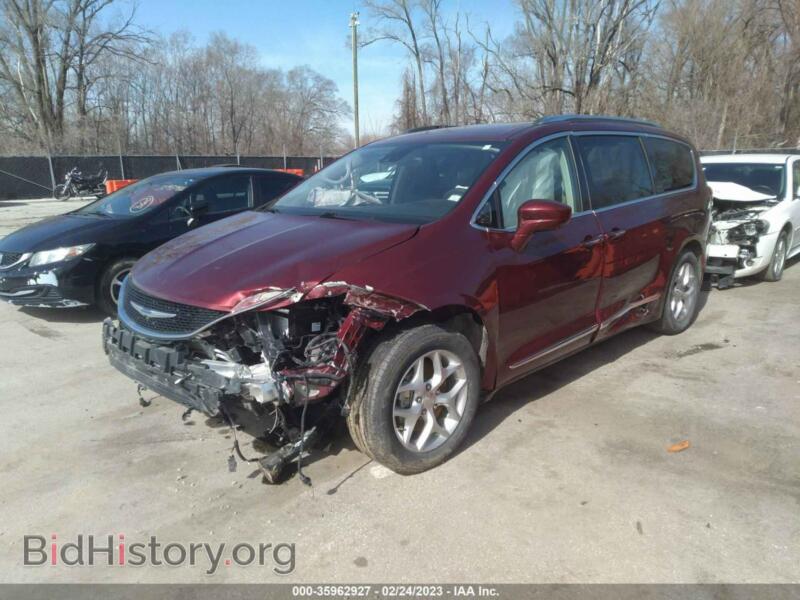 2019 Chrysler PACIFICA (VIN 2C4RC1EG8KR644476) — photo 2 of 11