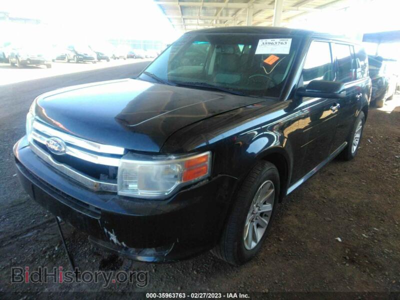 2011 Ford FLEX (VIN 2FMGK5CC7BBD08467) — фото 2 из 11