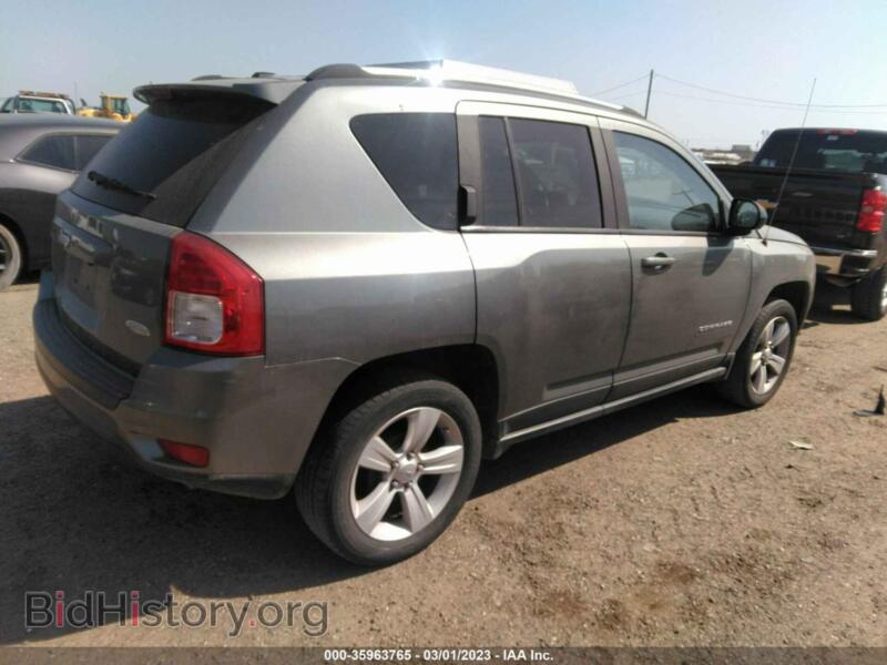 2012 Jeep COMPASS (VIN 1C4NJCEA7CD627801) — фото 4 из 11