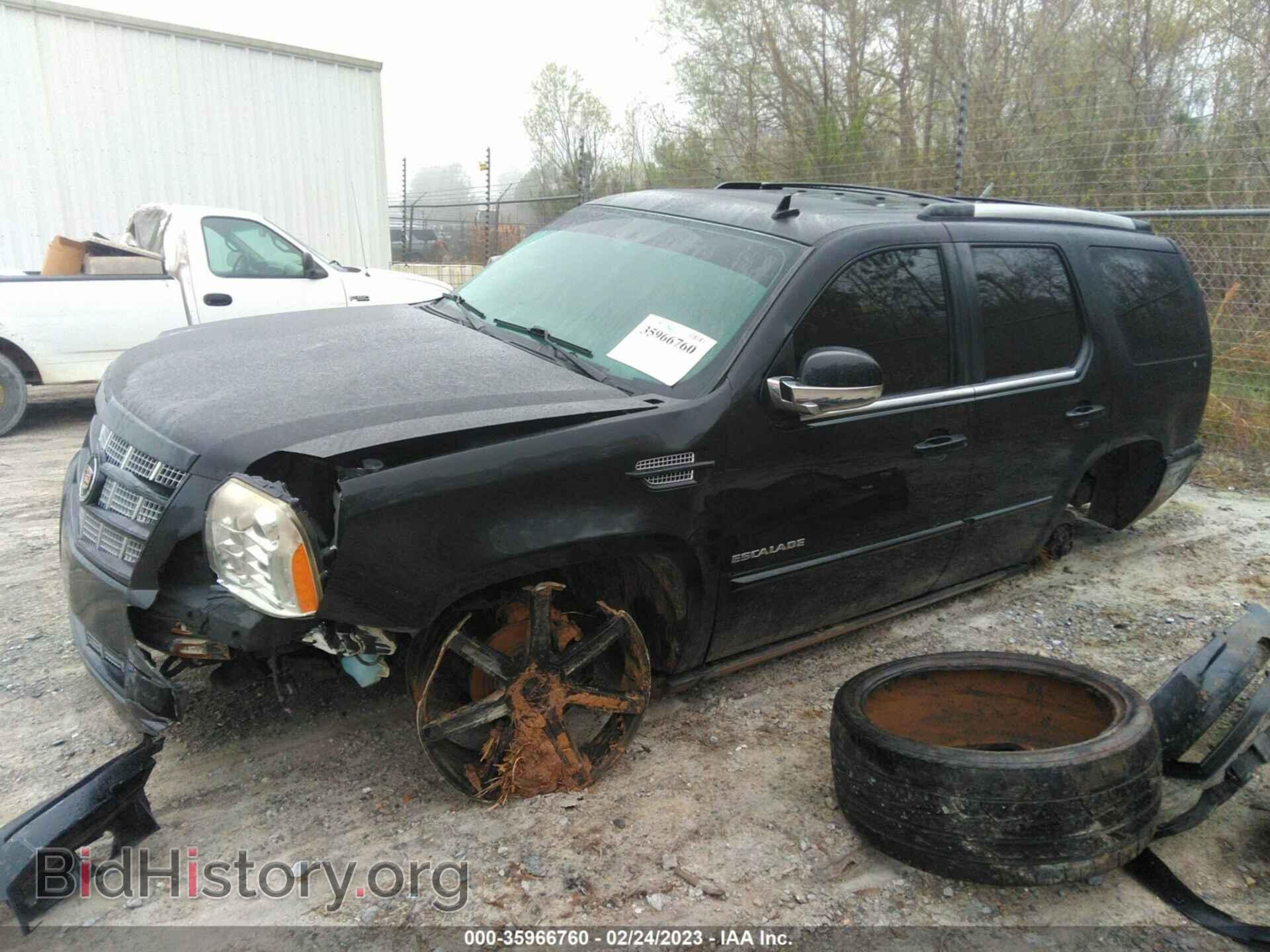 2014 CADILLAC ESCALADE - VIN: 1GYS3CEF8ER133262 - Фото 2