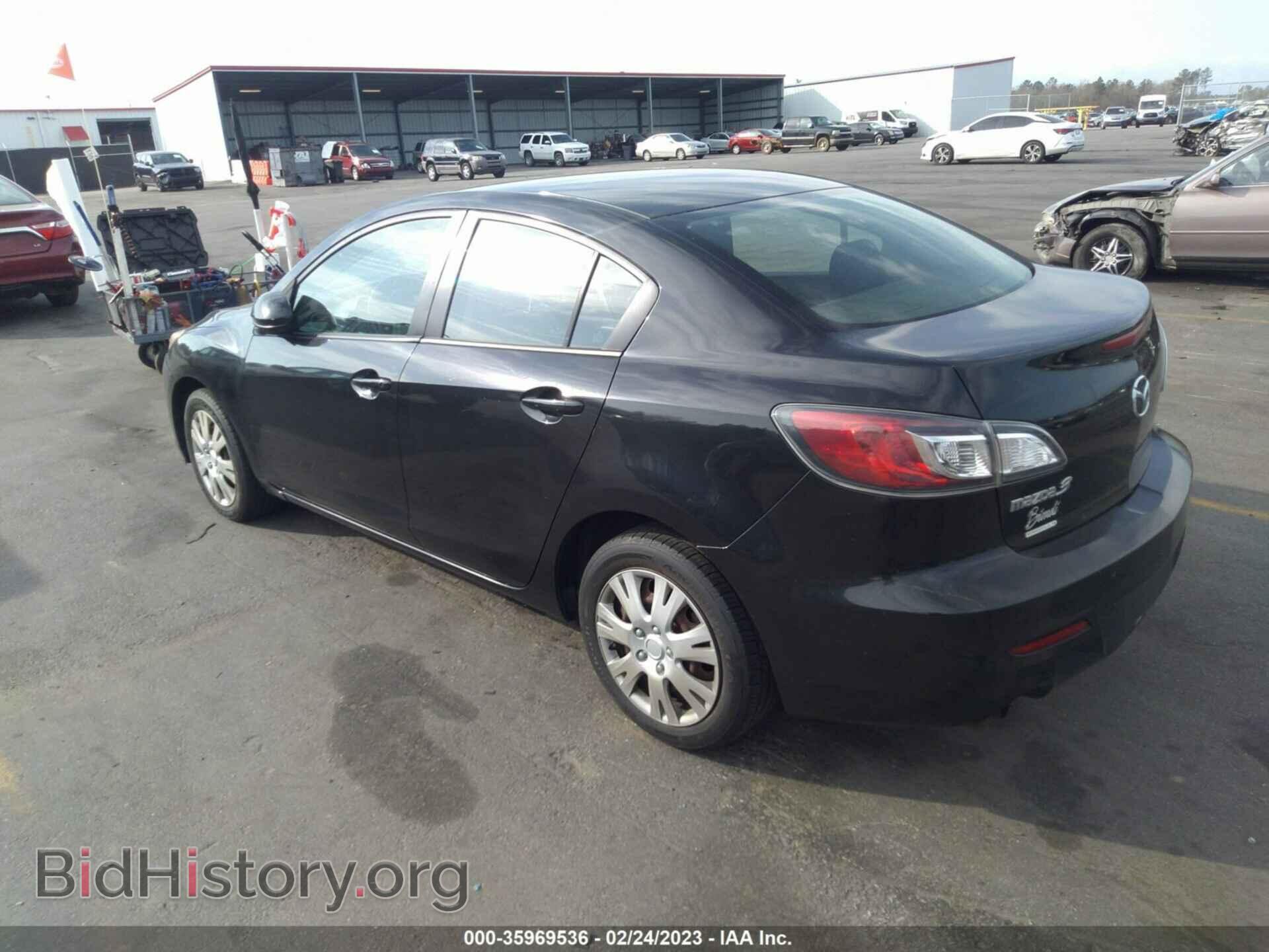2013 MAZDA MAZDA3 - VIN: JM1BL1TF8D1729725 - Фото 3