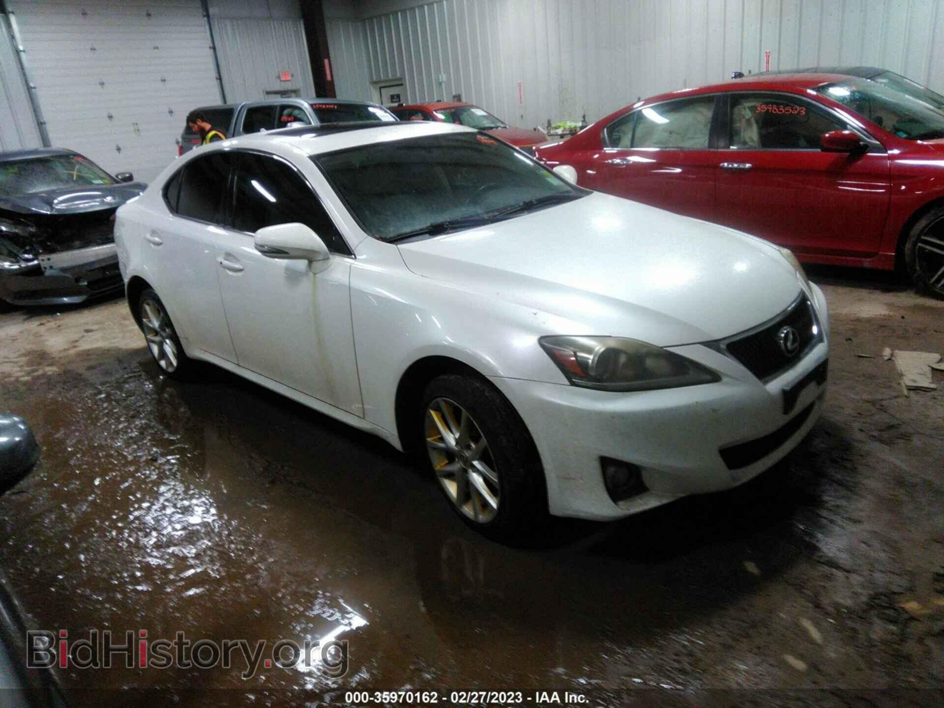 Photo JTHCF5C22B5049338 - LEXUS IS 250 2011