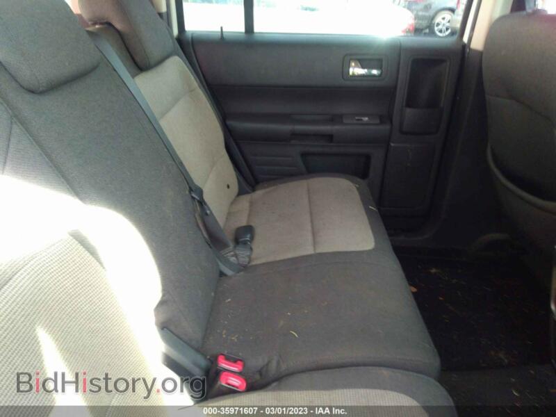 2011 Ford FLEX (VIN 2FMGK5BC9BBD07662) — photo 8 of 11