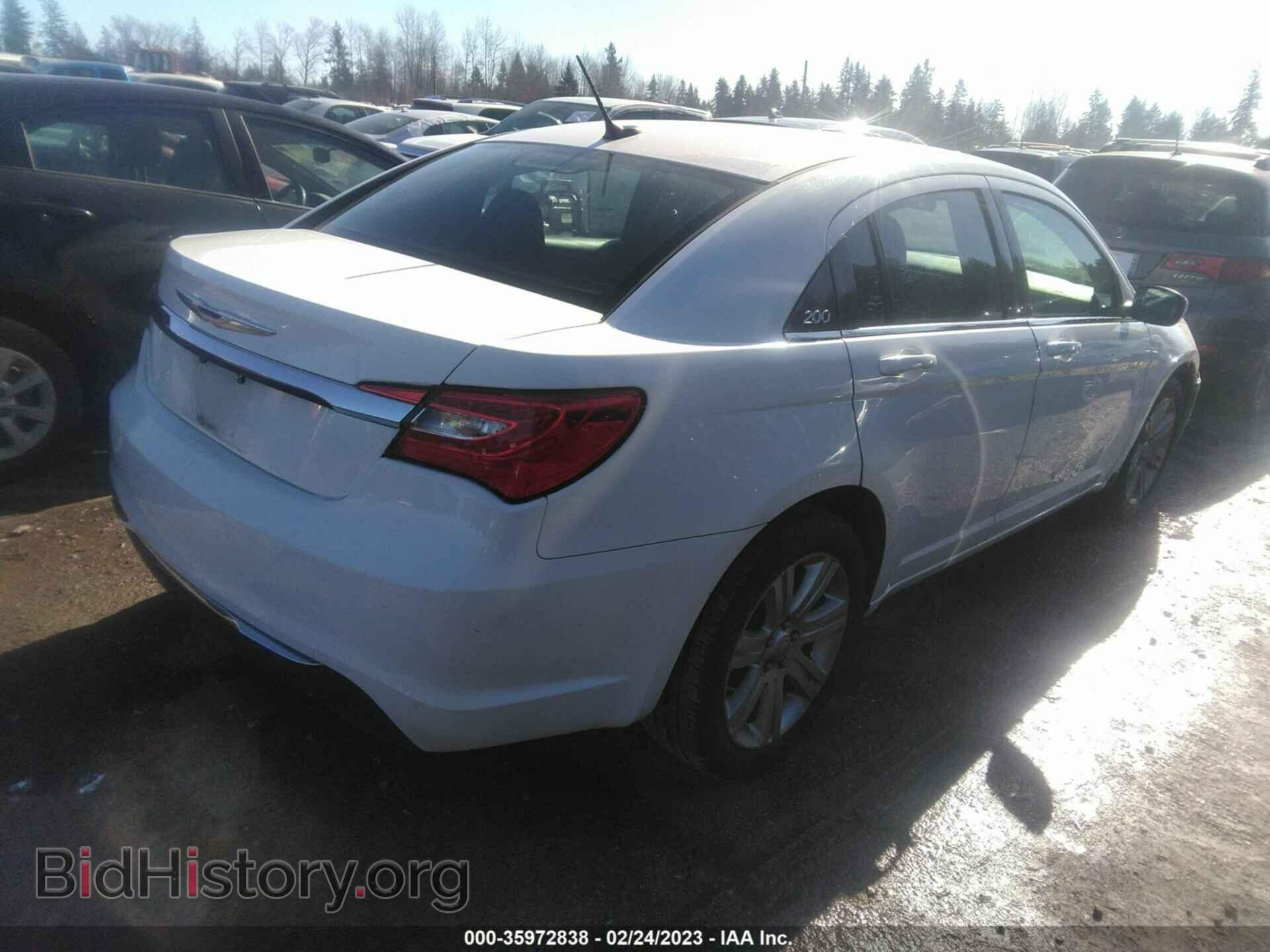 2013 CHRYSLER 200 - VIN: 1C3CCBAB4DN670566 - Фото 4