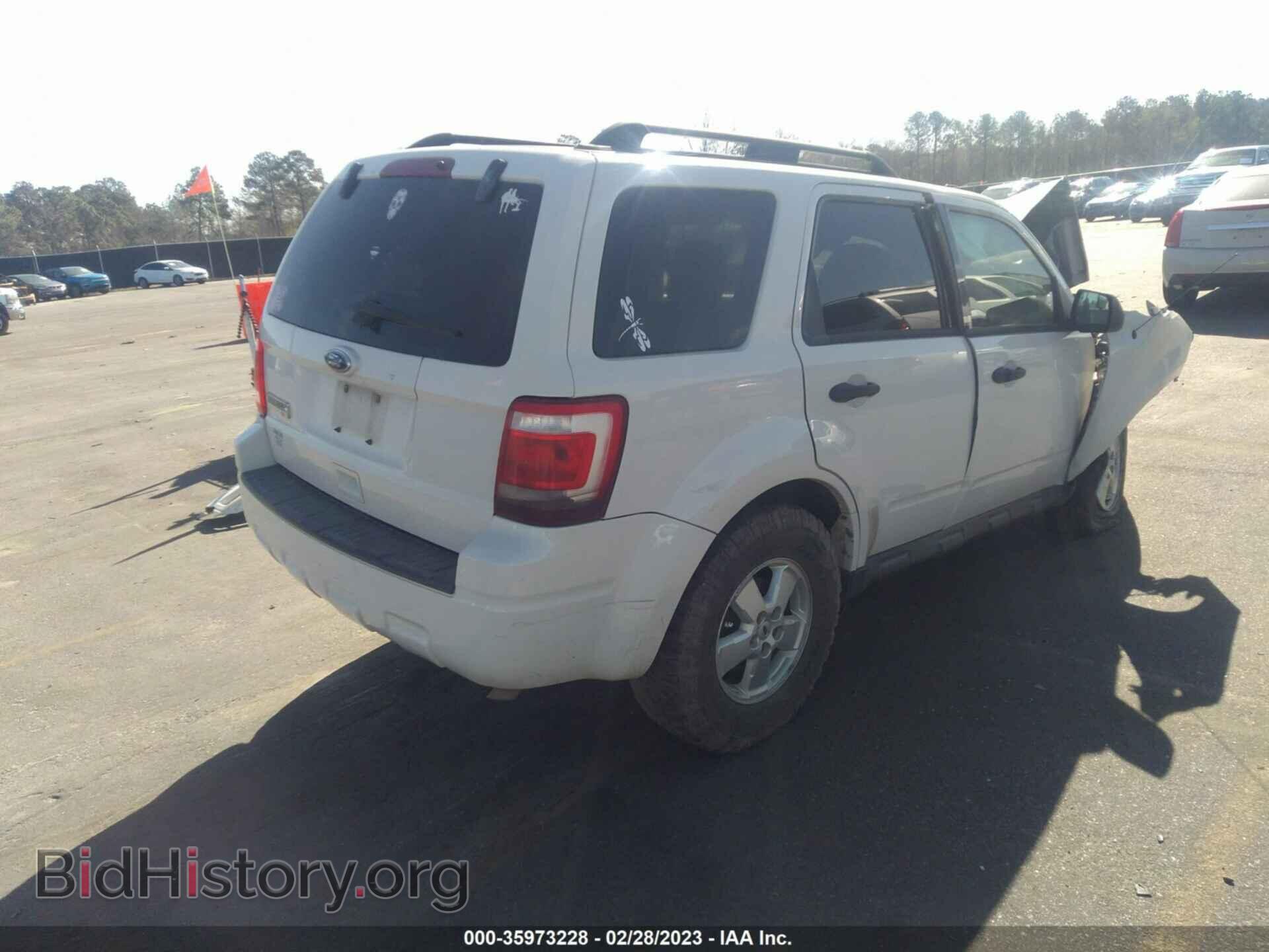2010 FORD ESCAPE - VIN: 1FMCU9D74AKC03942 - Фото 4