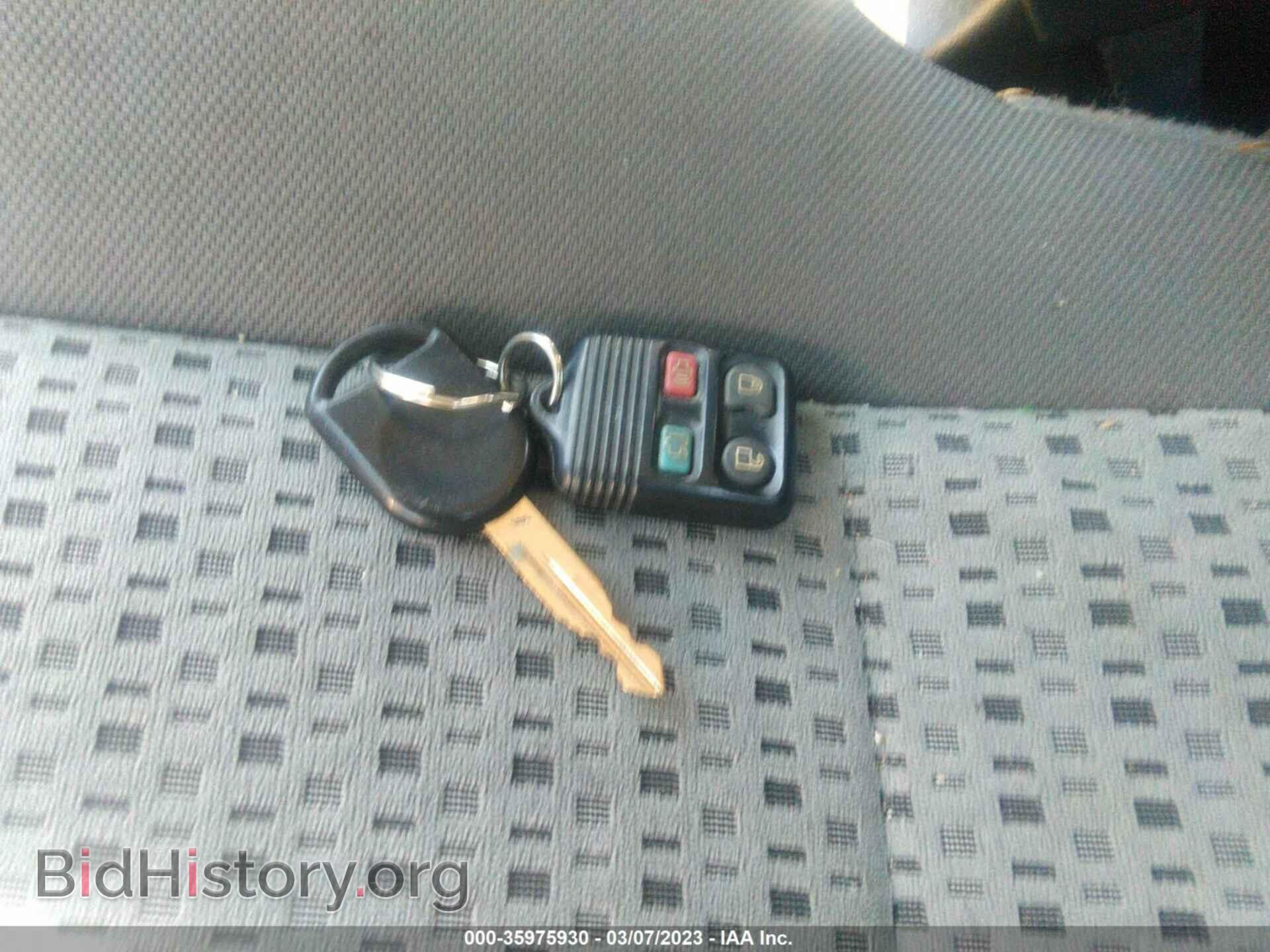 2006 FORD FOCUS - VIN: 1FAHP36N06W177968 - Фото 11