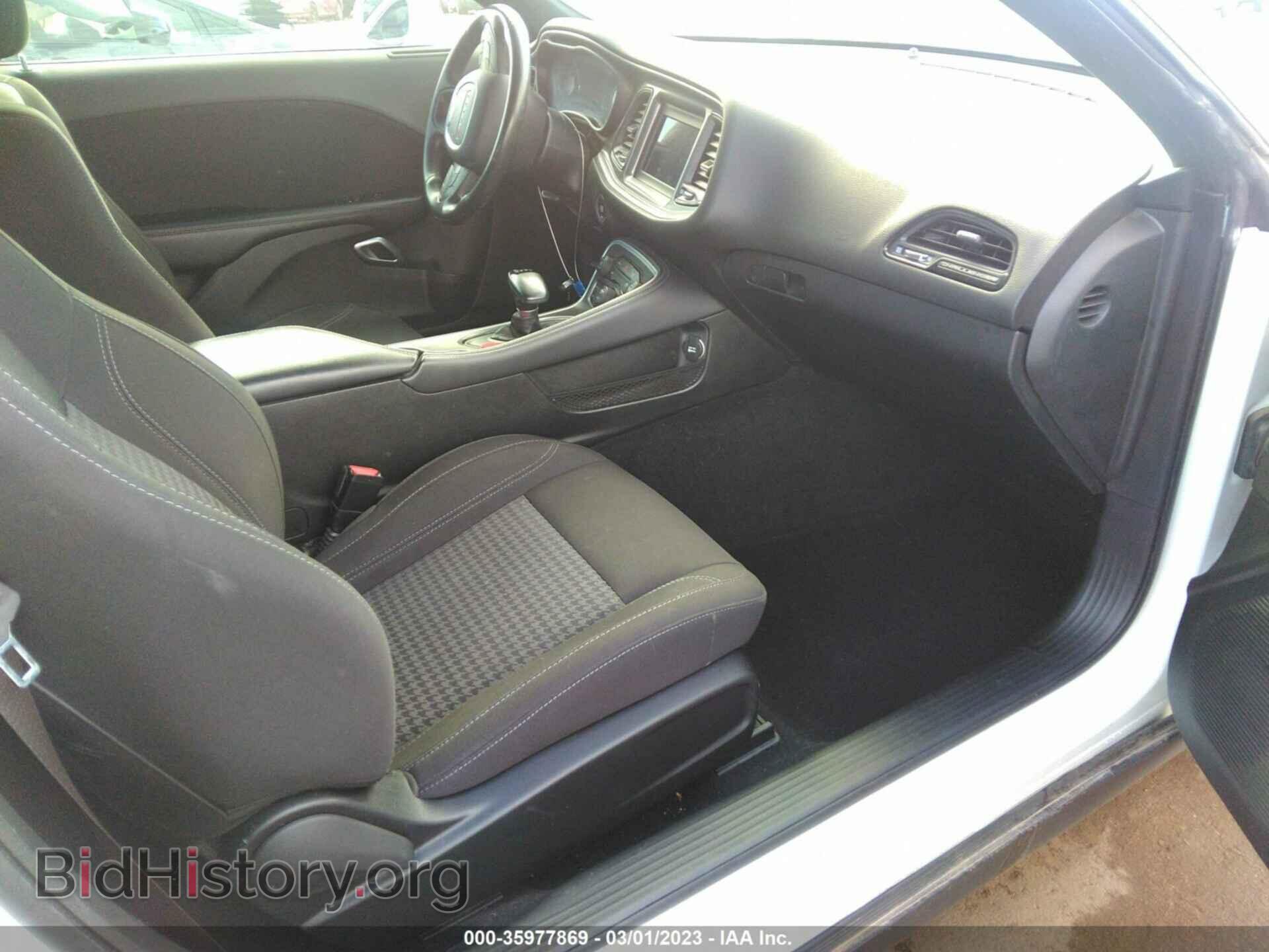 2019 DODGE CHALLENGER - VIN: 2C3CDZAG3KH730652 - Фото 5