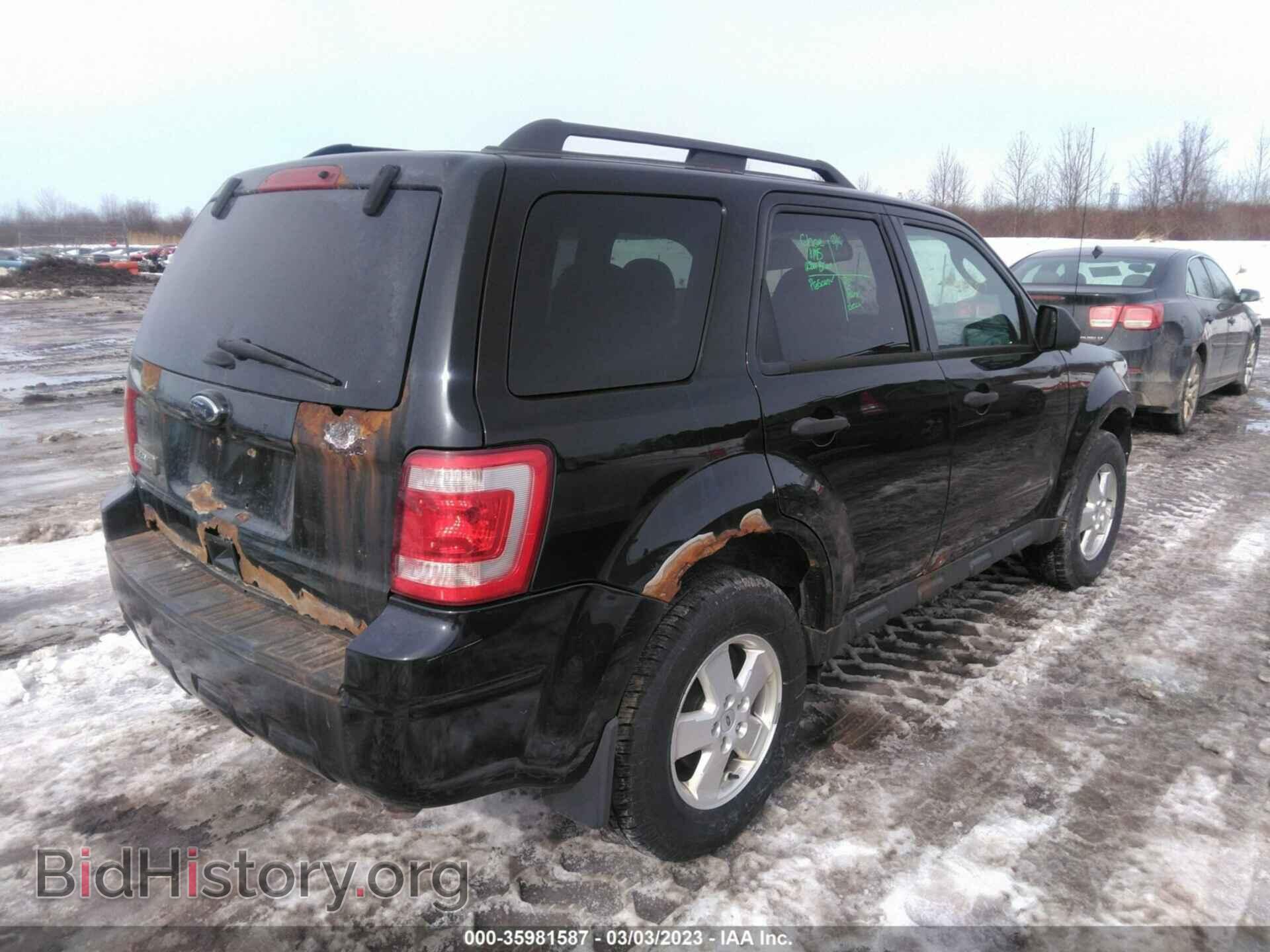2011 FORD ESCAPE - VIN: 1FMCU0D77BKC27665 - Фото 4