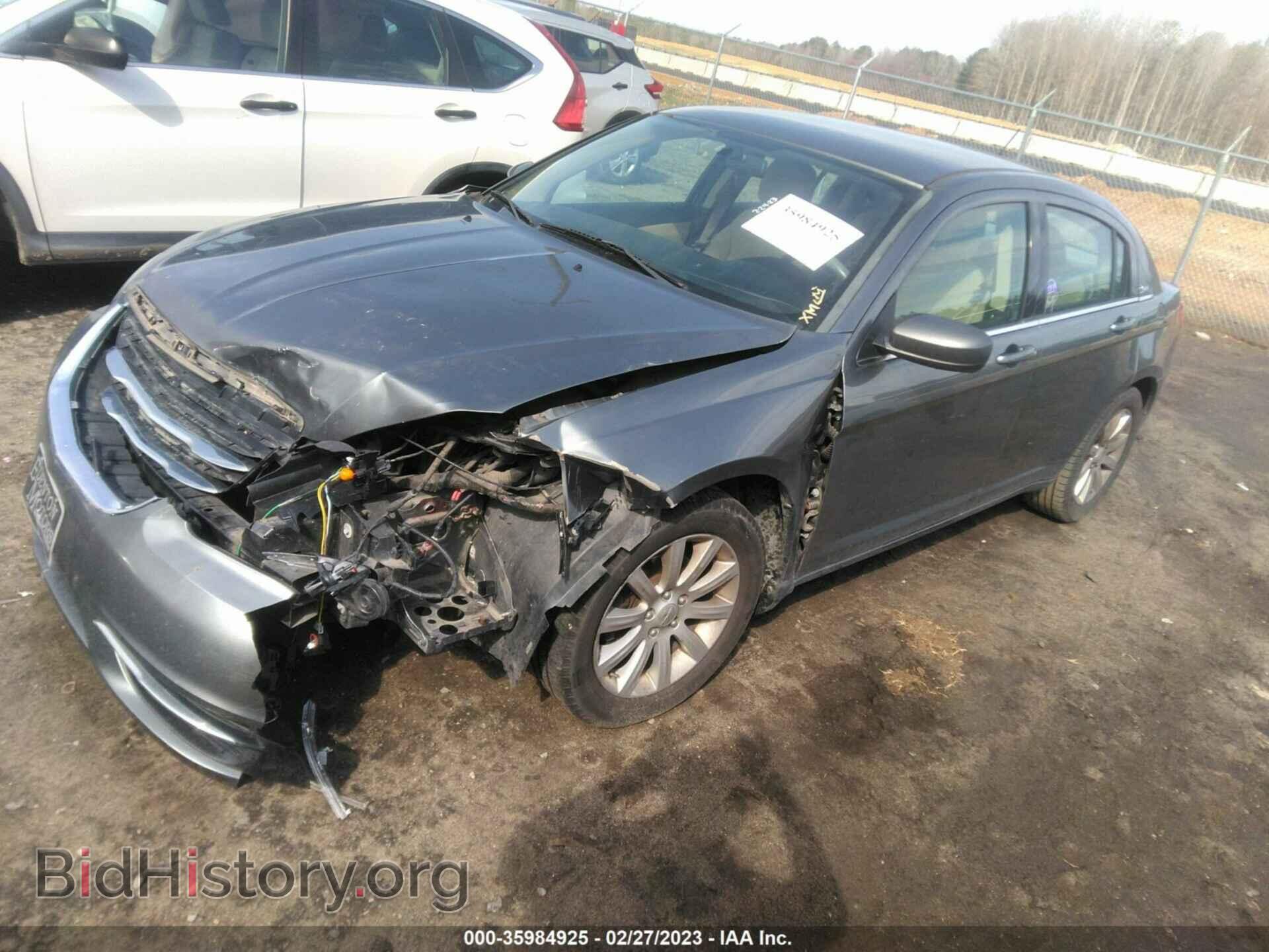 2013 CHRYSLER 200 - VIN: 1C3CCBBB6DN557409 - Photo 2