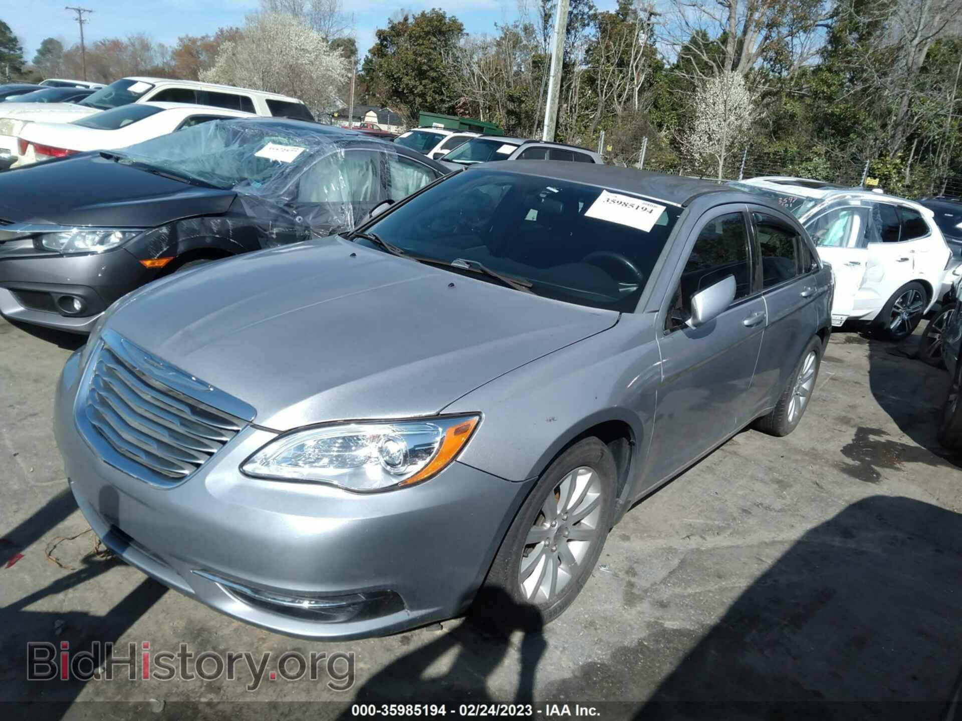 2014 CHRYSLER 200 - VIN: 1C3CCBBB5EN192402 - Photo 2