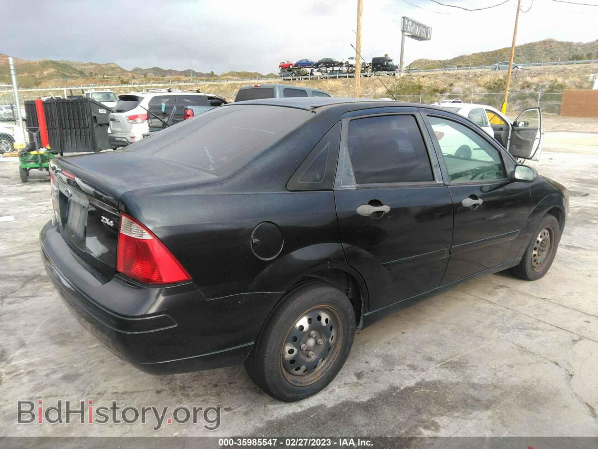 2006 FORD FOCUS - VIN: 1FAFP34N86W230376 - Фото 4