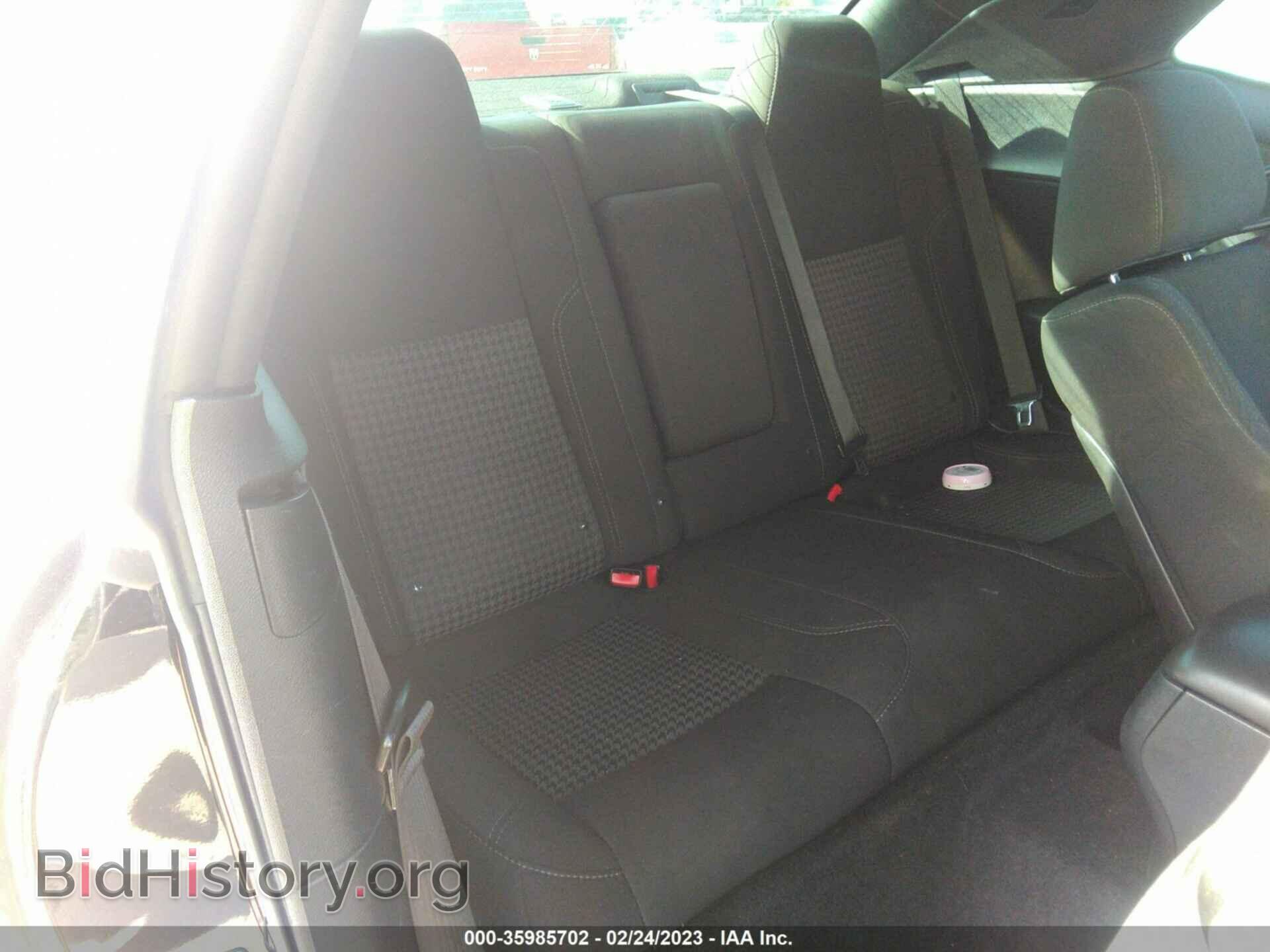2016 DODGE CHALLENGER - VIN: 2C3CDZAG4GH168400 - Фото 8