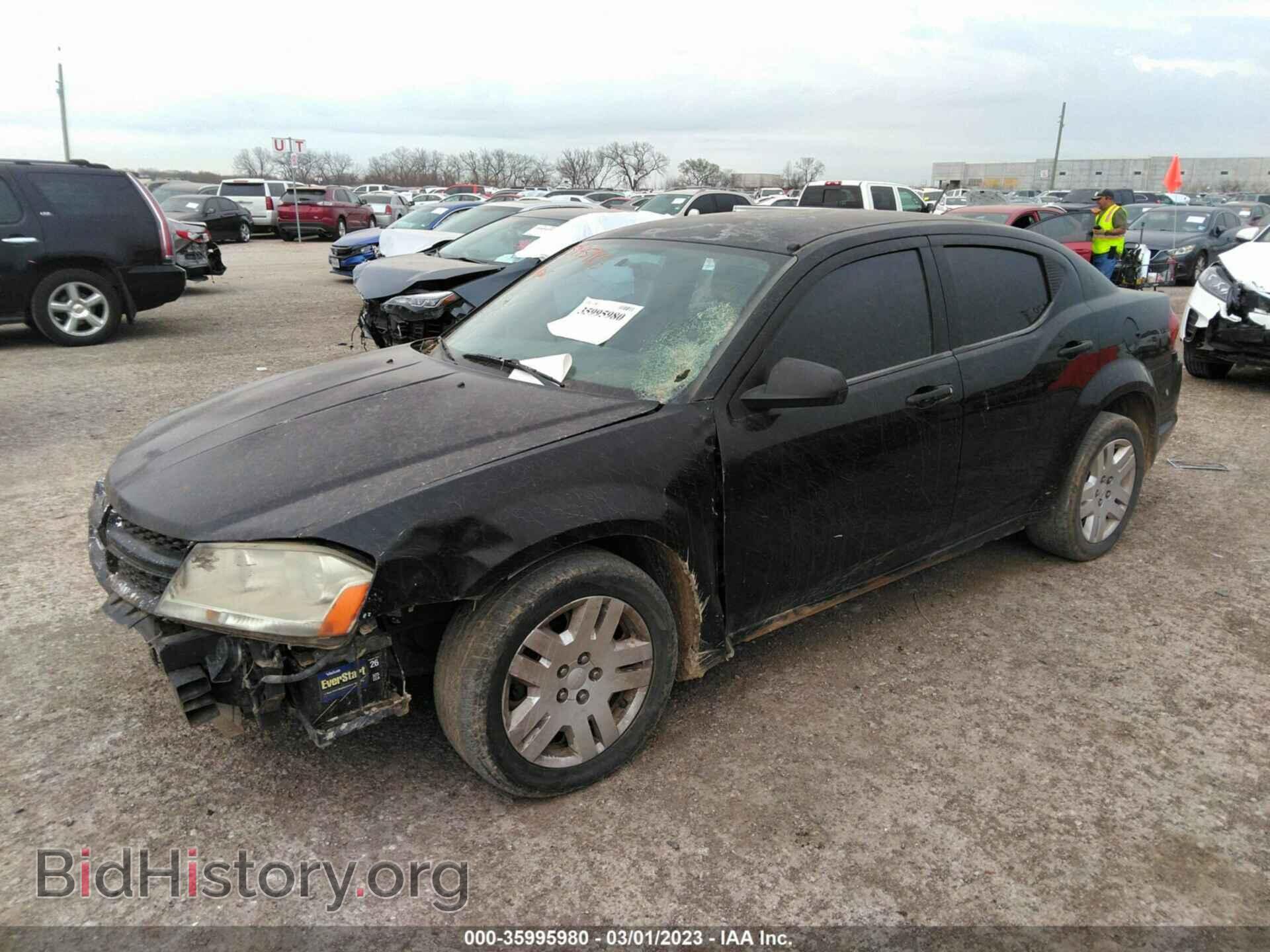 2011 DODGE AVENGER - VIN: 1B3BD4FB2BN552359 - Photo 2
