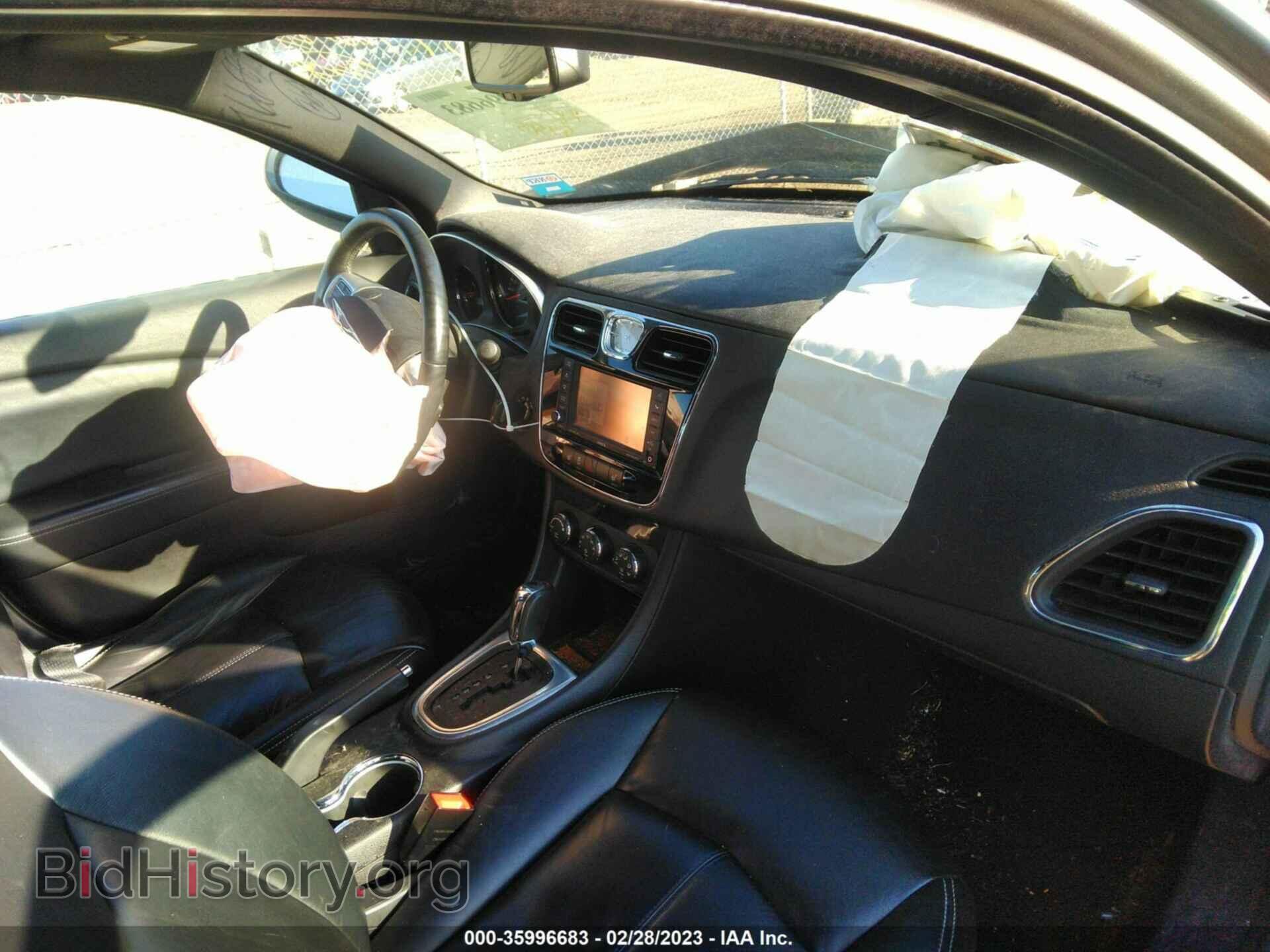 2011 CHRYSLER 200 - VIN: 1C3BC2FB3BN612904 - Фото 5