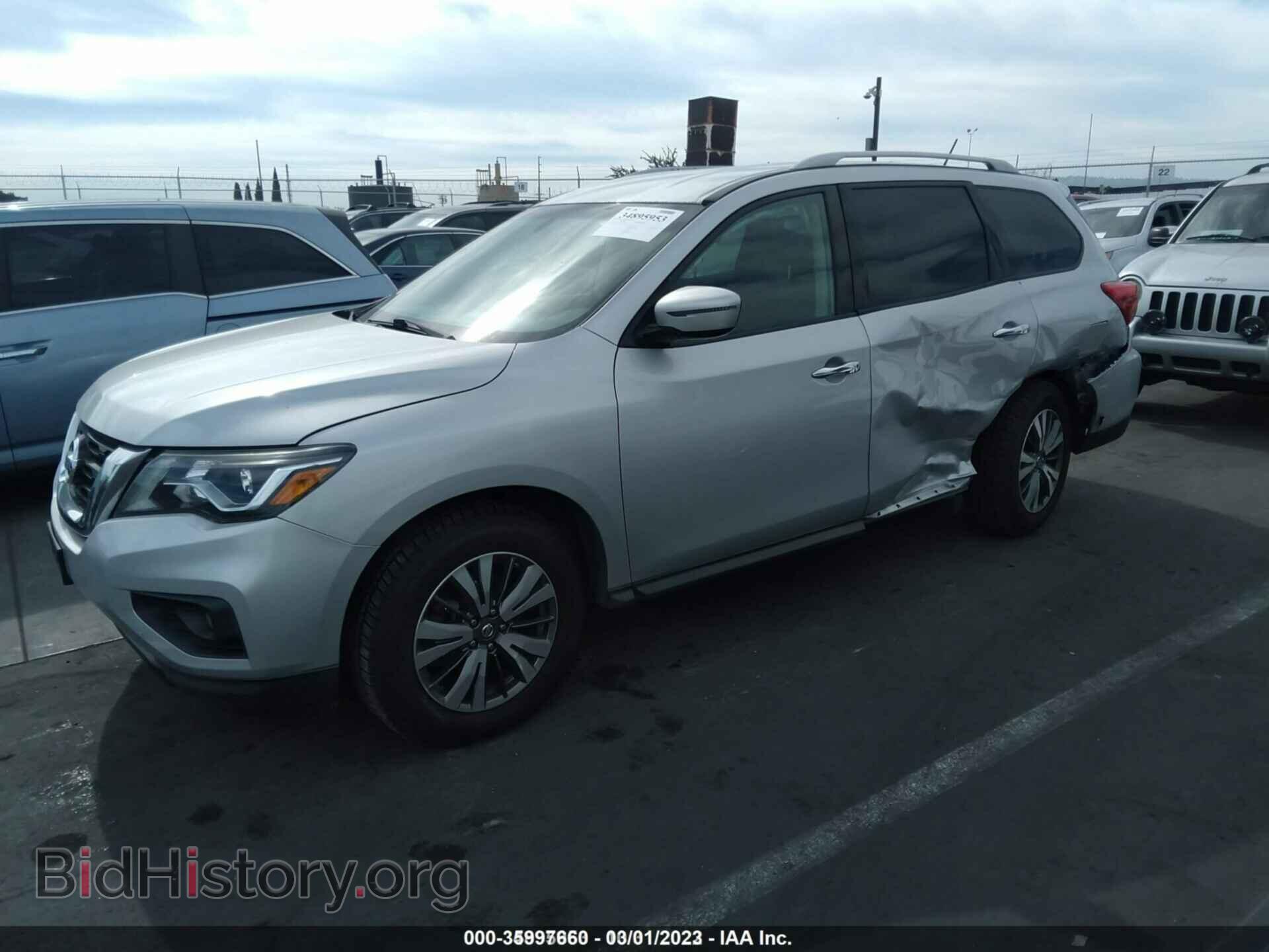 2017 NISSAN PATHFINDER - VIN: 5N1DR2MM8HC637529 - Фото 2